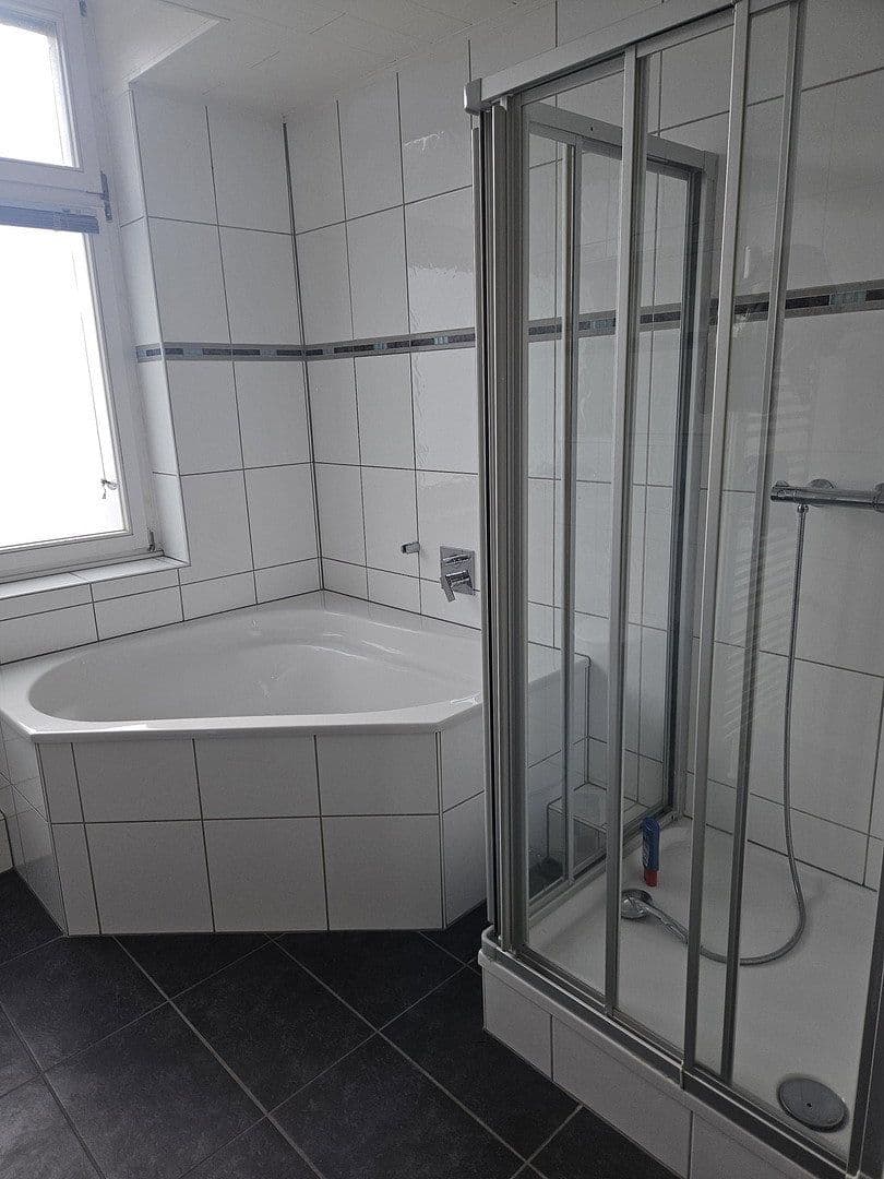 4 bedroom flat to rent, 150 m², Hauptstraße 67, Leverkusen Wiesdorf, North Rhine-Westphalia 4 bedroom flat to rent, 150 m², Hauptstraße 67, Leverkusen Wiesdorf, North Rhine-Westphalia