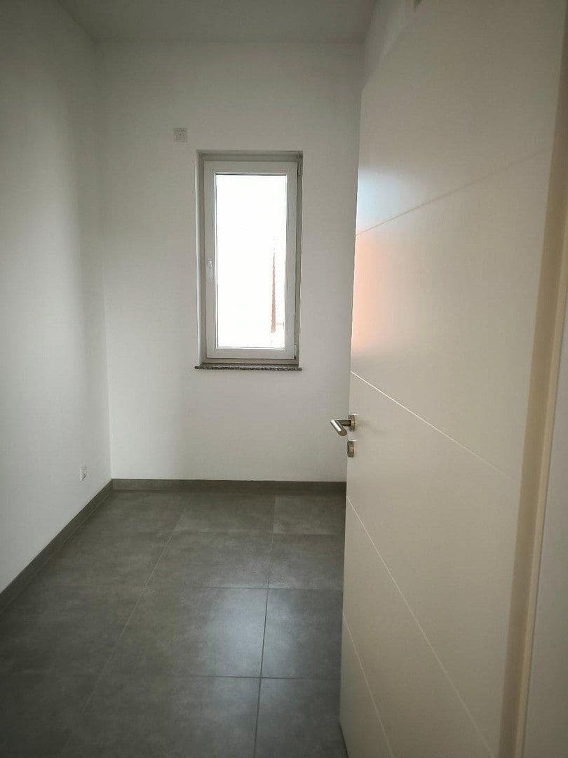2 bedroom with open-plan kitchen flat for sale, 119 m², Seligenstadt, Hesse 2 bedroom with open-plan kitchen flat for sale, 119 m², Seligenstadt, Hesse