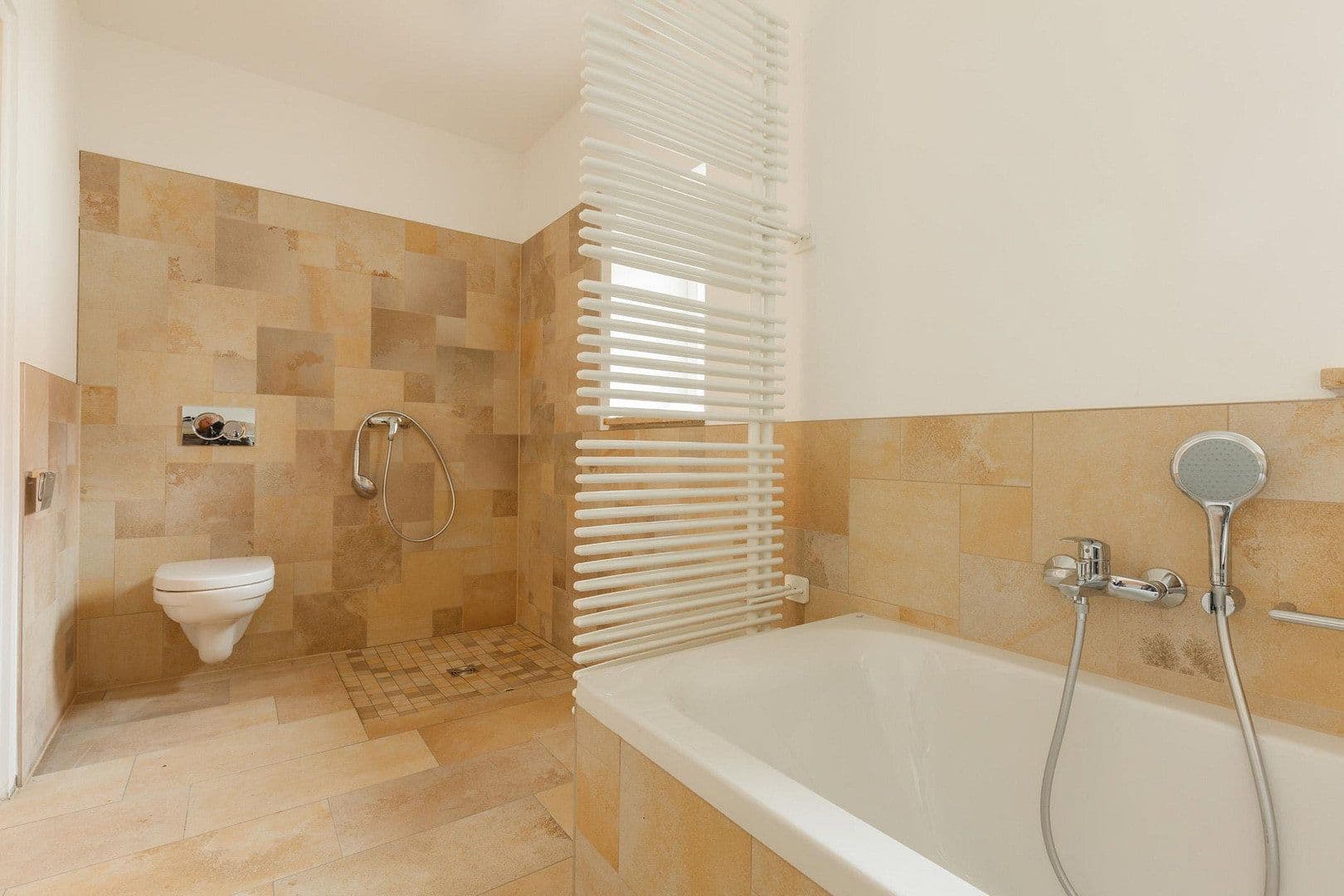 2 bedroom flat to rent, 95 m², Rosenstraße 5, Großhesselohe, Bavaria 2 bedroom flat to rent, 95 m², Rosenstraße 5, Großhesselohe, Bavaria