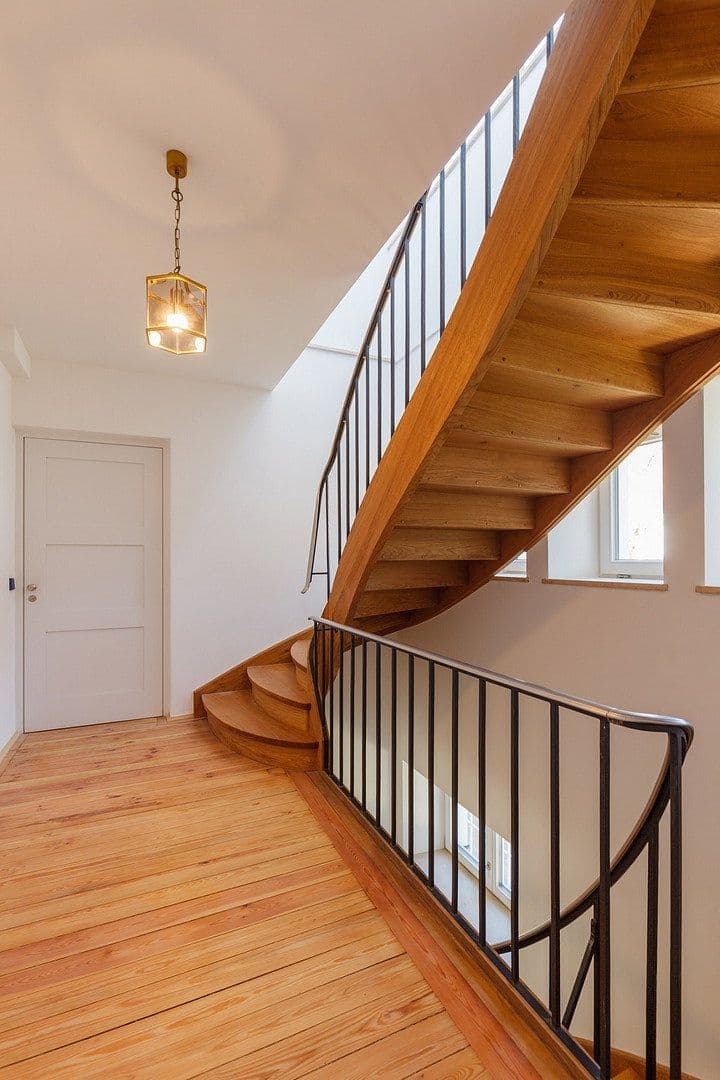 2 bedroom flat to rent, 95 m², Rosenstraße 5, Großhesselohe, Bavaria 2 bedroom flat to rent, 95 m², Rosenstraße 5, Großhesselohe, Bavaria