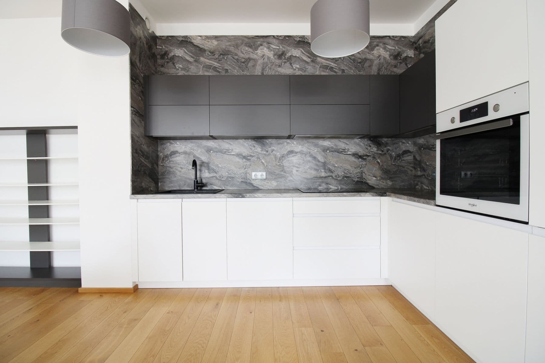 1 bedroom with open-plan kitchen flat to rent, 69 m², Na pomezí, Prague, Prague 1 bedroom with open-plan kitchen flat to rent, 69 m², Na pomezí, Prague, Prague
