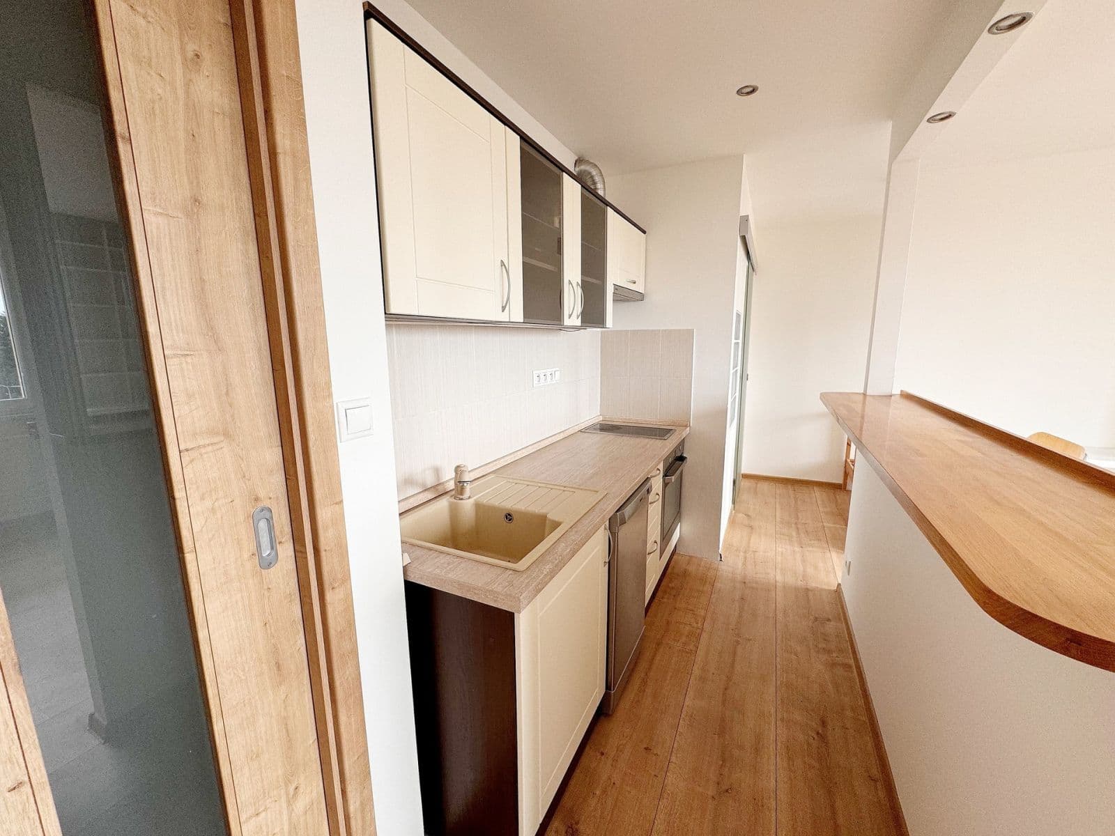Studio flat to rent, 32 m², Jelínkova, Prague, Prague Studio flat to rent, 32 m², Jelínkova, Prague, Prague