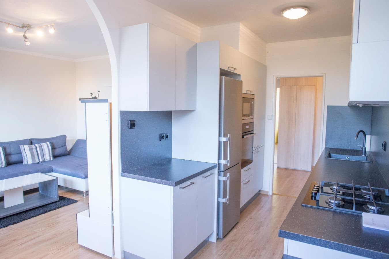 2 bedroom with open-plan kitchen flat to rent, 67 m², Krosenská, Prague, Prague 2 bedroom with open-plan kitchen flat to rent, 67 m², Krosenská, Prague, Prague