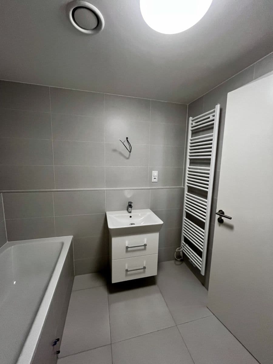 1 bedroom with open-plan kitchen flat to rent, 53 m², Josefa Truhláře, Brandýs nad Labem-Stará Boleslav, Středočeský Region 1 bedroom with open-plan kitchen flat to rent, 53 m², Josefa Truhláře, Brandýs nad Labem-Stará Boleslav, Středočeský Region
