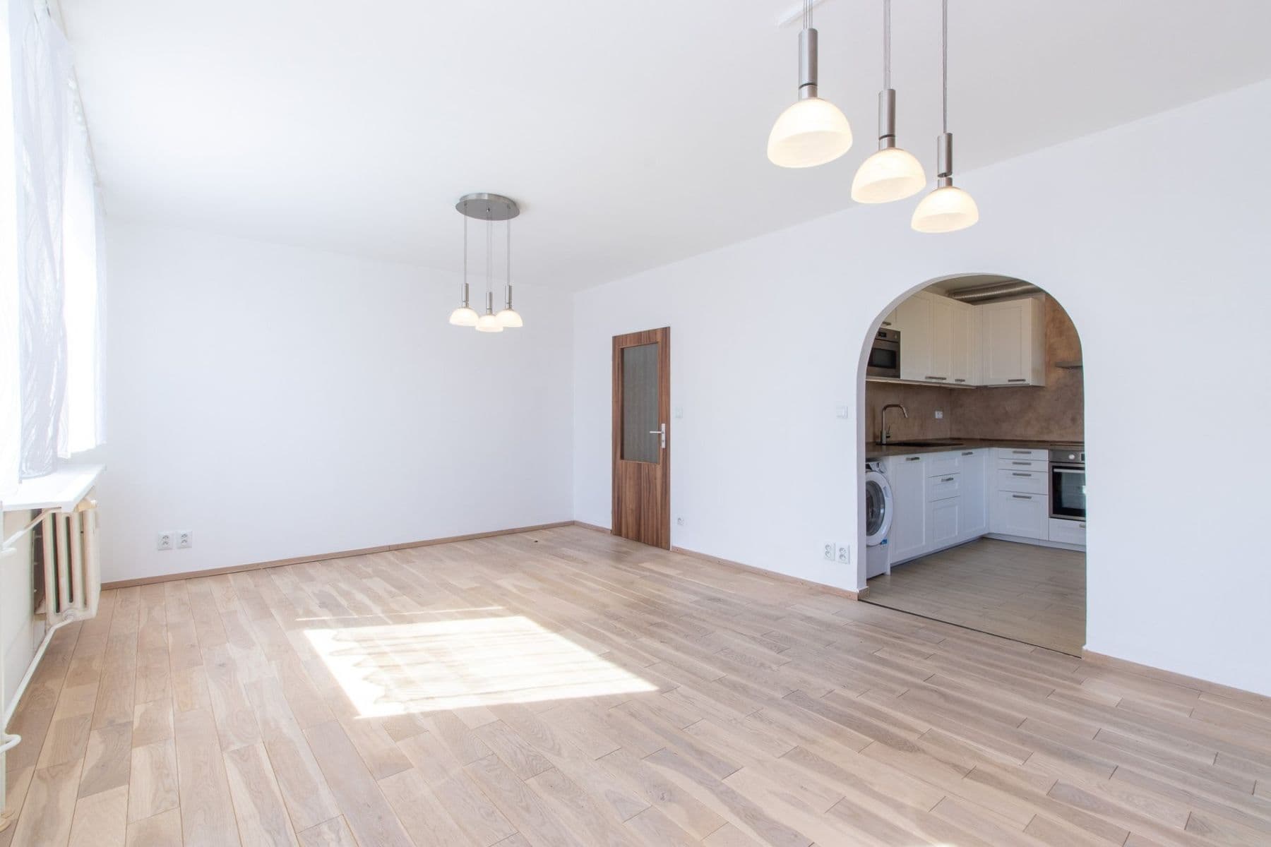 3 bedroom flat to rent, 72 m², K sadu, Prague, Prague 3 bedroom flat to rent, 72 m², K sadu, Prague, Prague