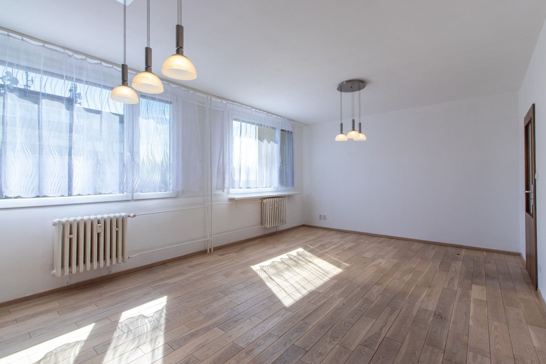 3 bedroom flat to rent, 72 m², K sadu, Prague, Prague 3 bedroom flat to rent, 72 m², K sadu, Prague, Prague
