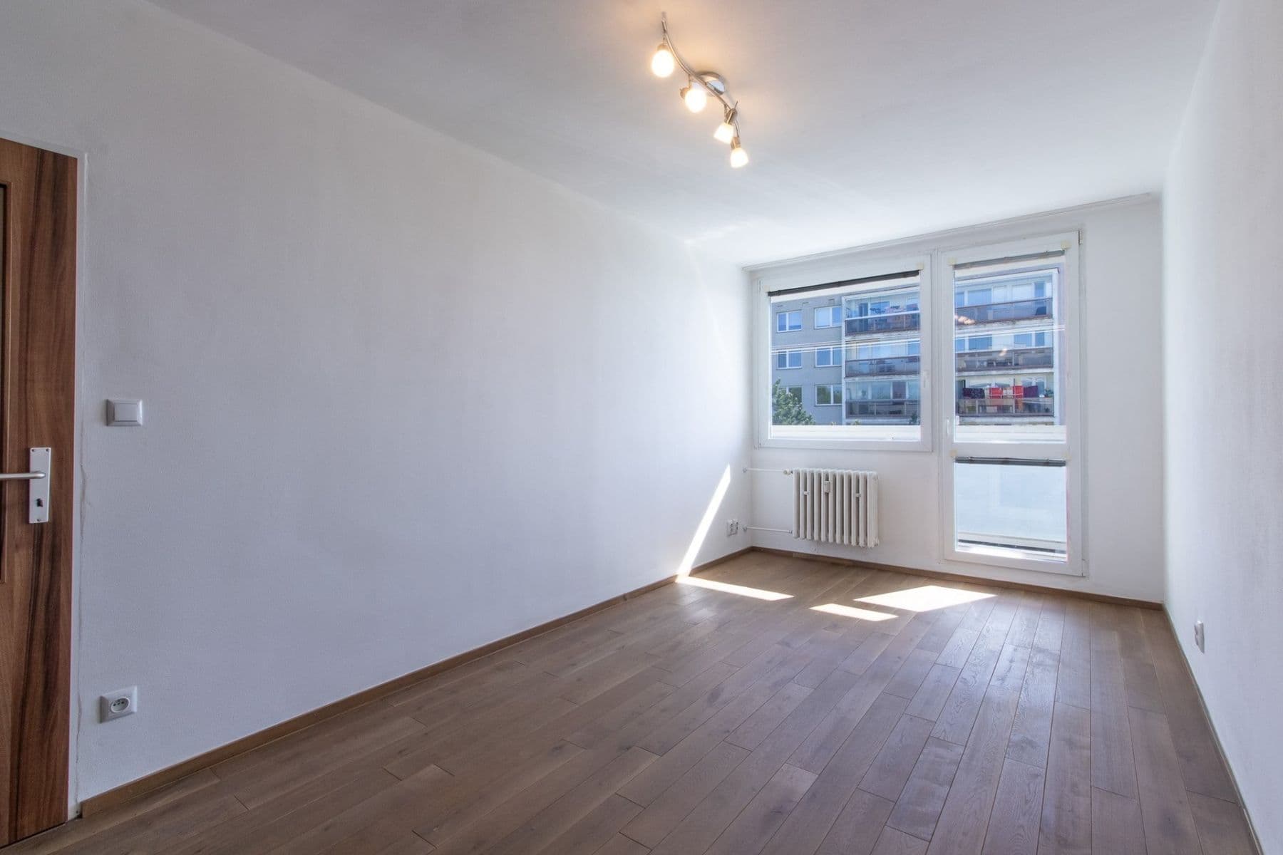 3 bedroom flat to rent, 72 m², K sadu, Prague, Prague 3 bedroom flat to rent, 72 m², K sadu, Prague, Prague
