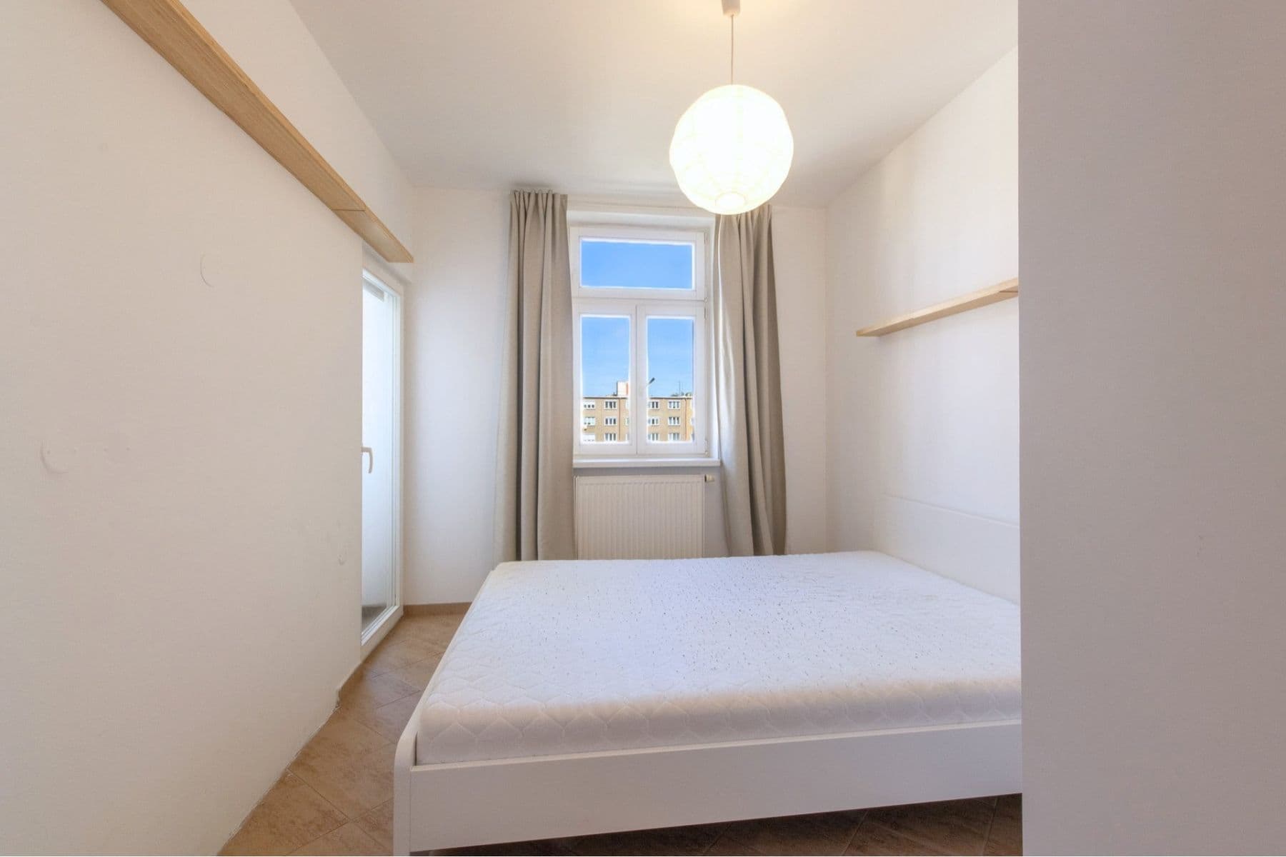 1 bedroom with open-plan kitchen flat to rent, 42 m², Drahobejlova, Prague, Prague 1 bedroom with open-plan kitchen flat to rent, 42 m², Drahobejlova, Prague, Prague