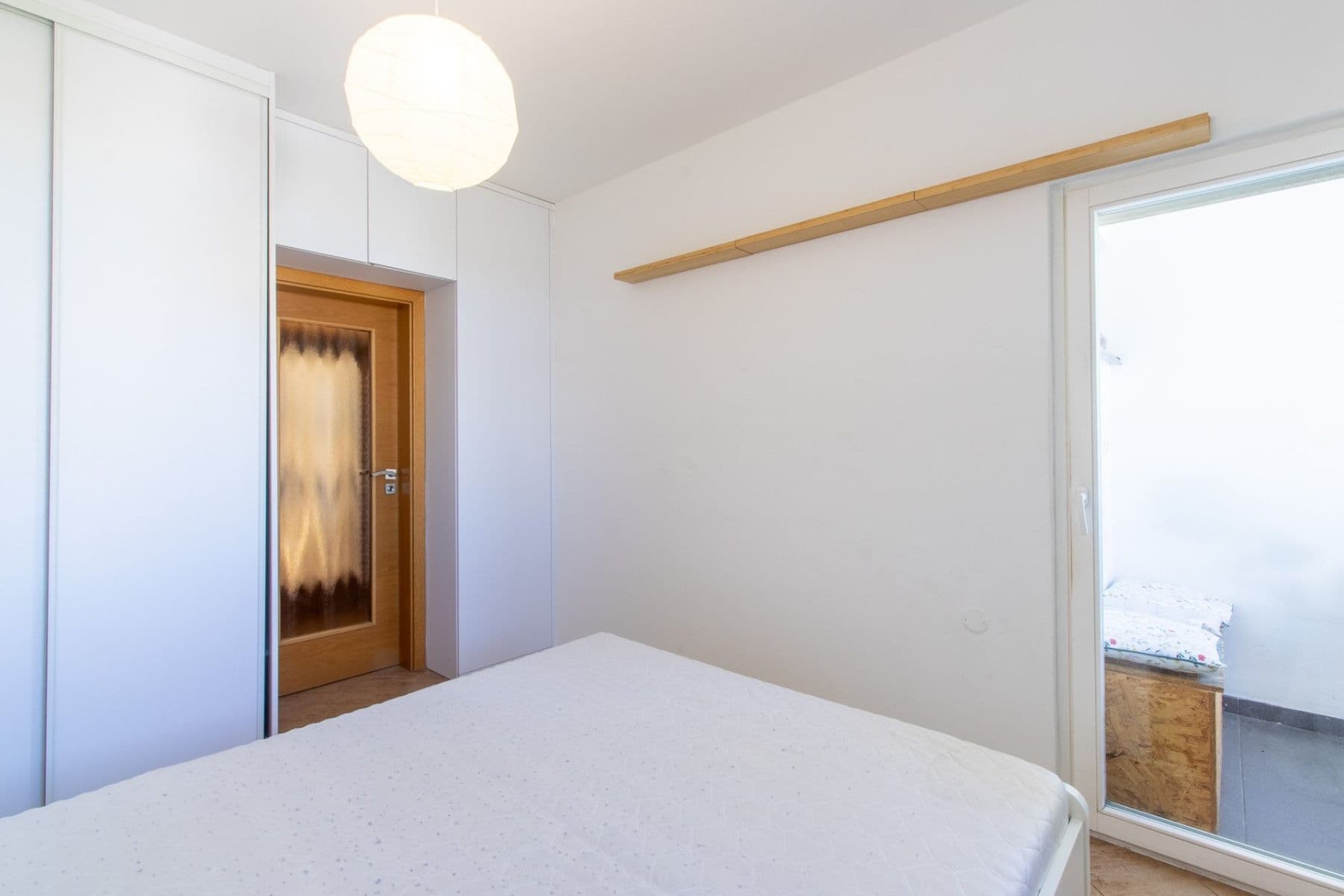 1 bedroom with open-plan kitchen flat to rent, 42 m², Drahobejlova, Prague, Prague 1 bedroom with open-plan kitchen flat to rent, 42 m², Drahobejlova, Prague, Prague