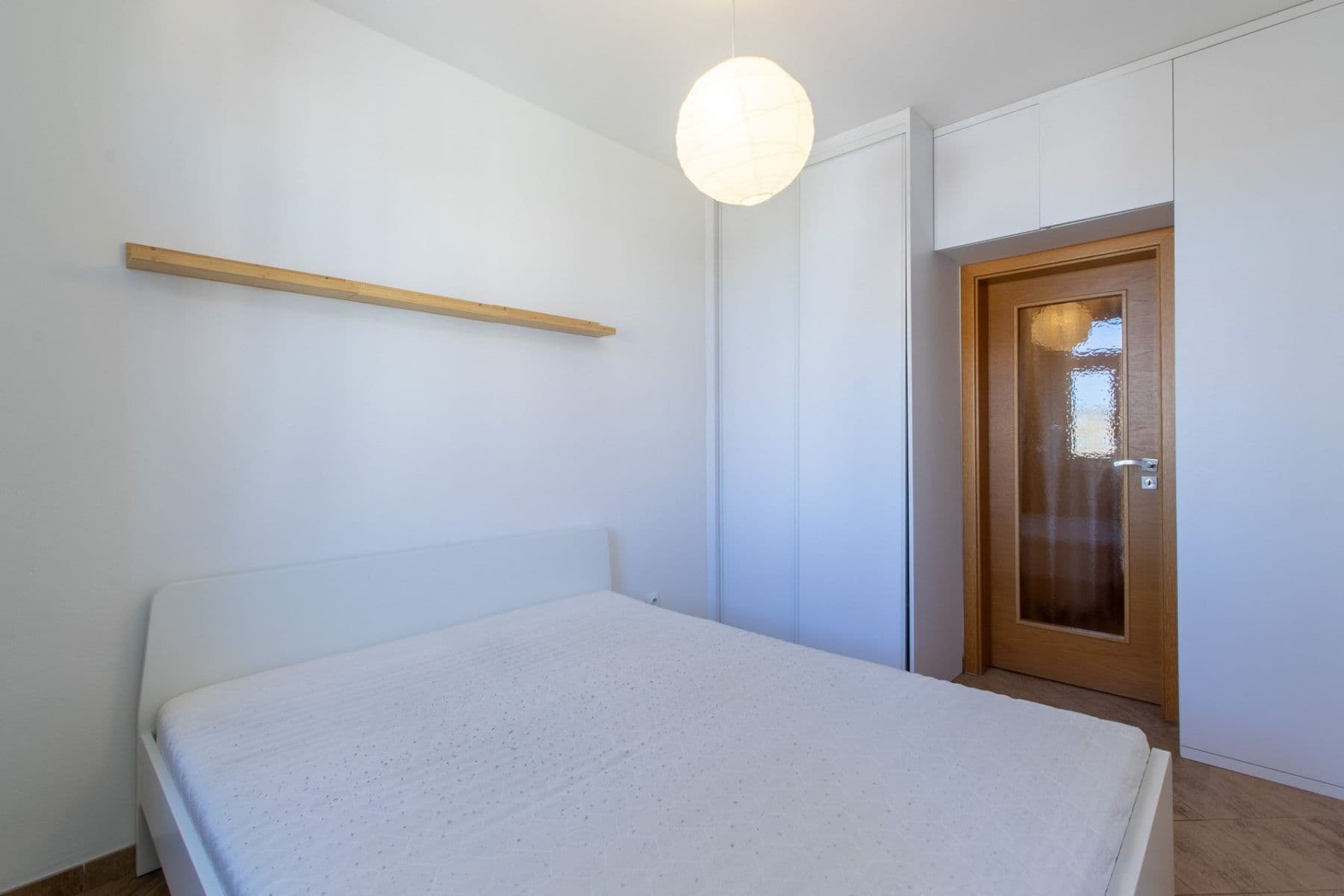 1 bedroom with open-plan kitchen flat to rent, 42 m², Drahobejlova, Prague, Prague 1 bedroom with open-plan kitchen flat to rent, 42 m², Drahobejlova, Prague, Prague