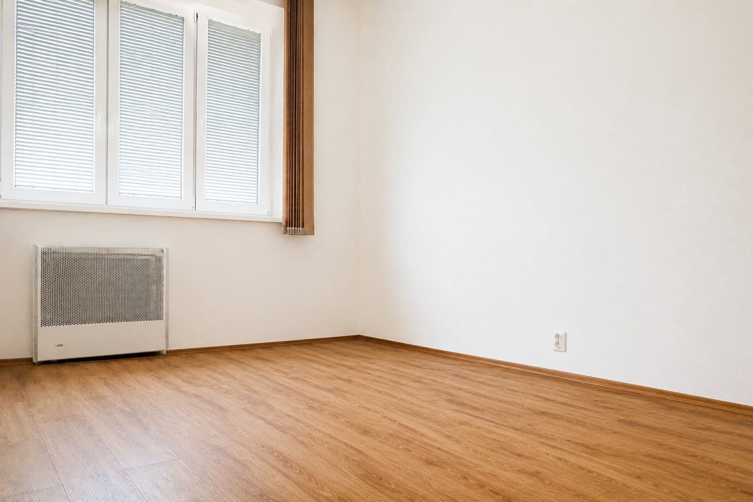 Studio flat to rent, 29 m², 28. pluku, Prague, Prague Studio flat to rent, 29 m², 28. pluku, Prague, Prague