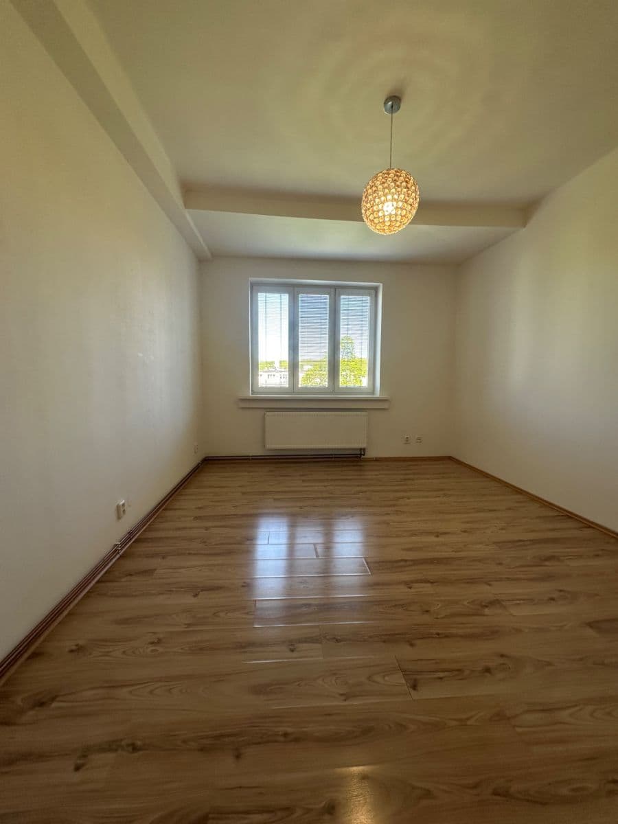 Studio flat to rent, 30 m², Drahobejlova, Prague, Prague Studio flat to rent, 30 m², Drahobejlova, Prague, Prague