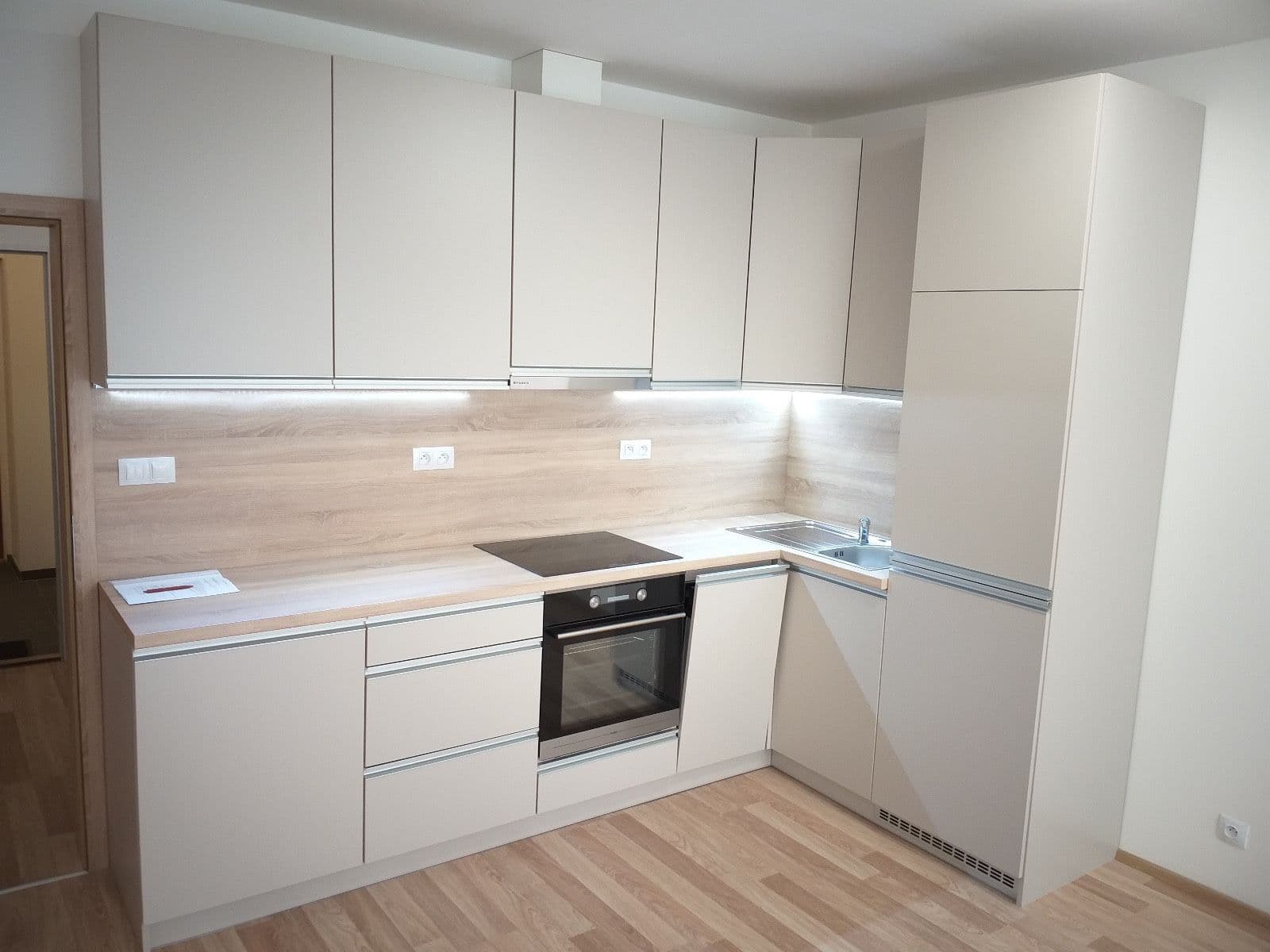 Studio flat to rent, 36 m², Přadlácká, Brno, Jihomoravský Region Studio flat to rent, 36 m², Přadlácká, Brno, Jihomoravský Region