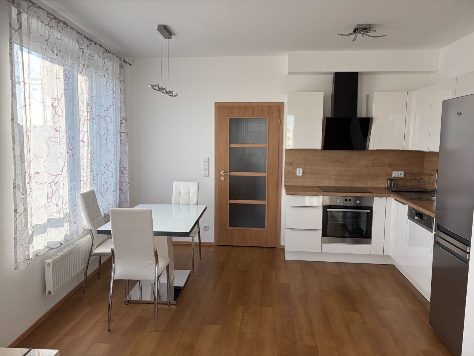 1 bedroom with open-plan kitchen flat to rent, 56 m², Lovosická, Prague, Prague 1 bedroom with open-plan kitchen flat to rent, 56 m², Lovosická, Prague, Prague