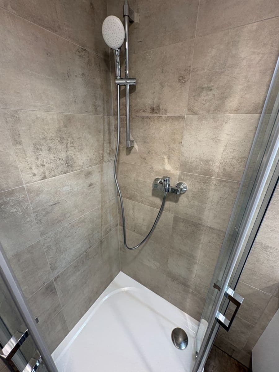 Studio flat to rent, 33 m², Poděbradská, Prague, Prague Studio flat to rent, 33 m², Poděbradská, Prague, Prague