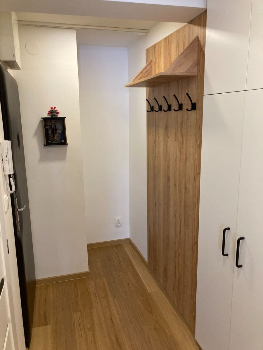 2 bedroom flat to rent, 64 m², Uprkova, Brno, Jihomoravský Region 2 bedroom flat to rent, 64 m², Uprkova, Brno, Jihomoravský Region