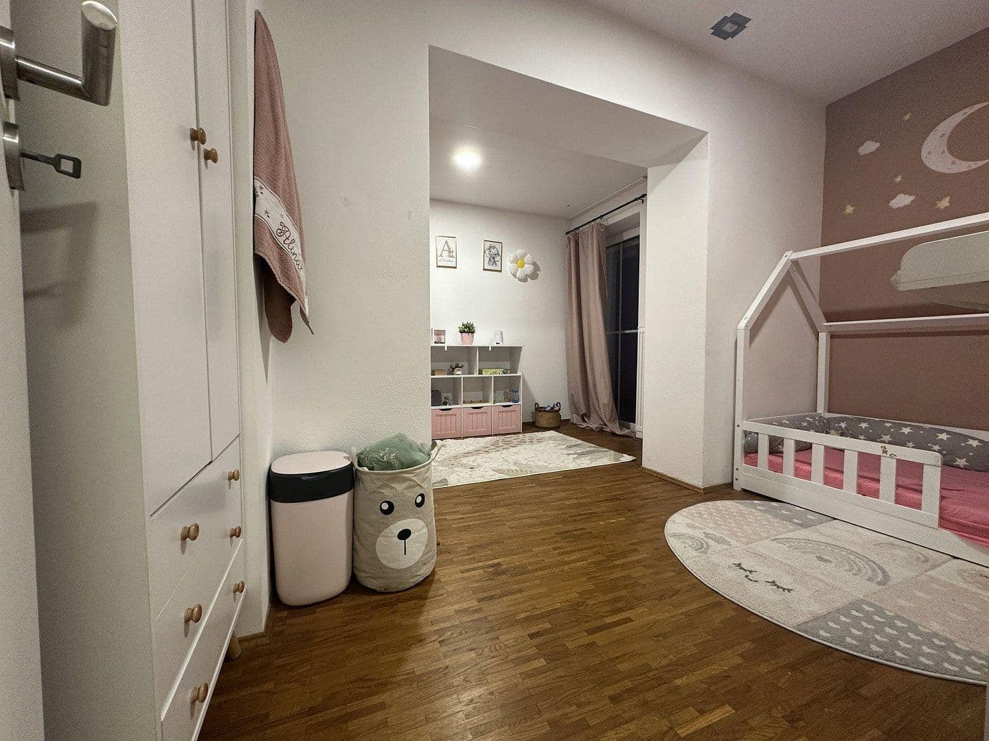 2 bedroom with open-plan kitchen flat to rent, 115 m², Pielenhofen, Bavaria 2 bedroom with open-plan kitchen flat to rent, 115 m², Pielenhofen, Bavaria