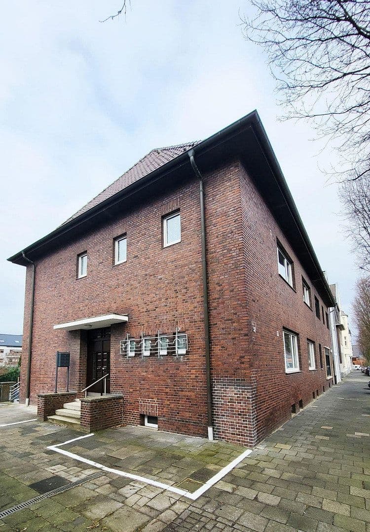 3 bedroom flat to rent, 106 m², Mulheim an der Ruhr, North Rhine-Westphalia 3 bedroom flat to rent, 106 m², Mulheim an der Ruhr, North Rhine-Westphalia