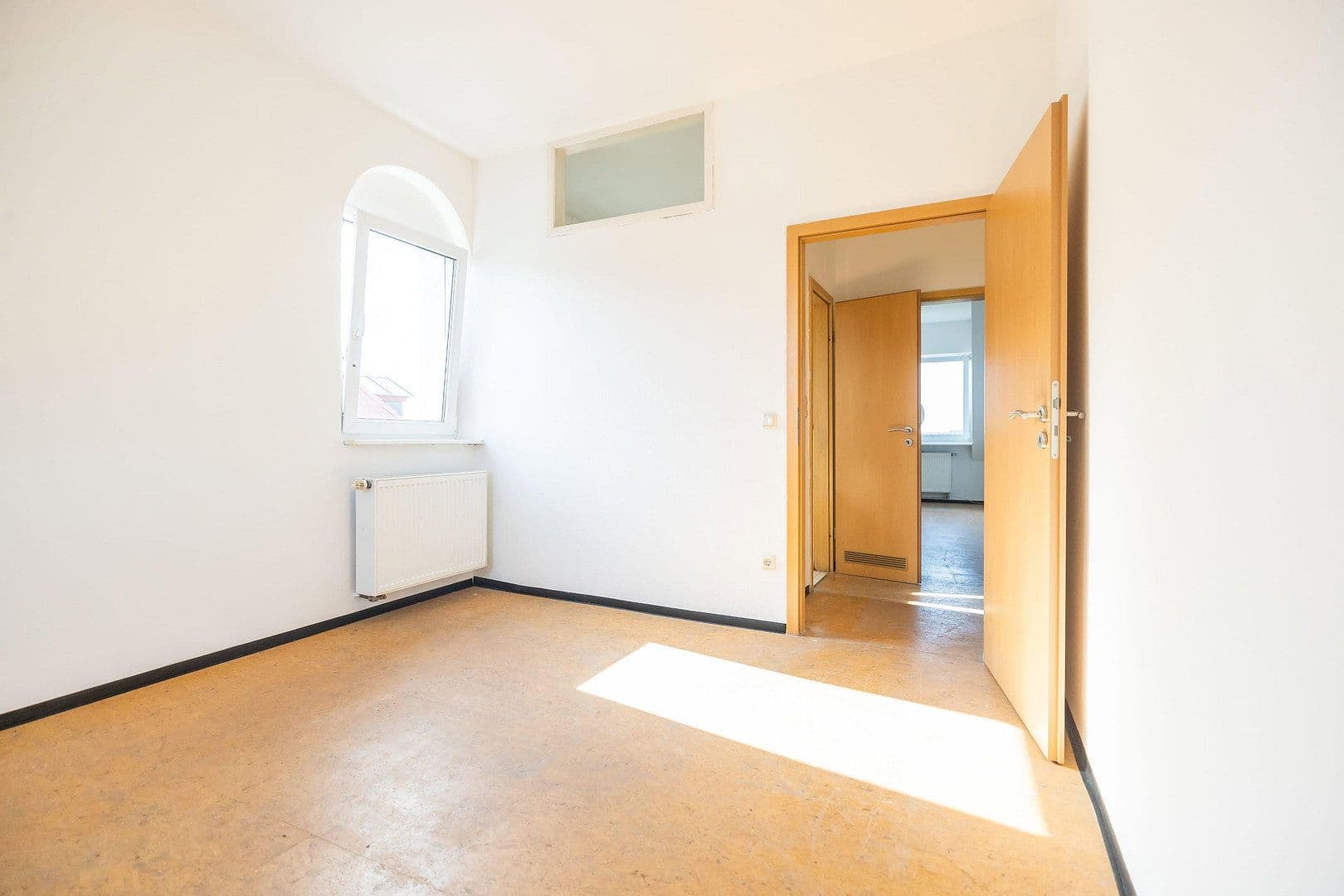 house for sale, 733 m², Nürnberg, Bavaria house for sale, 733 m², Nürnberg, Bavaria
