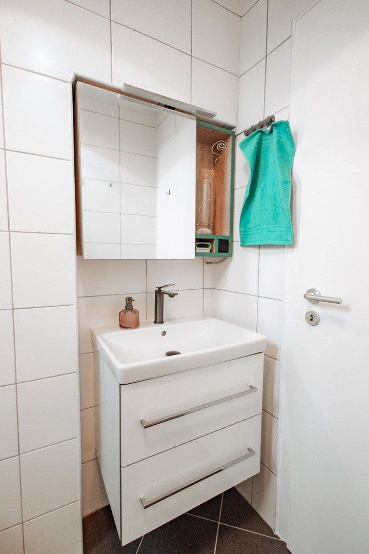 1 bedroom with open-plan kitchen flat to rent, 67 m², Adolf-Flecken Str., Neuss, North Rhine-Westphalia 1 bedroom with open-plan kitchen flat to rent, 67 m², Adolf-Flecken Str., Neuss, North Rhine-Westphalia