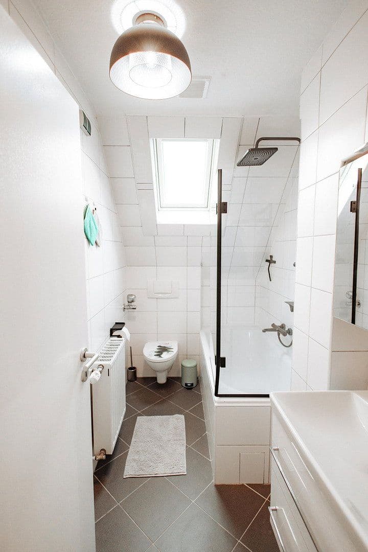 1 bedroom with open-plan kitchen flat to rent, 67 m², Adolf-Flecken Str., Neuss, North Rhine-Westphalia 1 bedroom with open-plan kitchen flat to rent, 67 m², Adolf-Flecken Str., Neuss, North Rhine-Westphalia