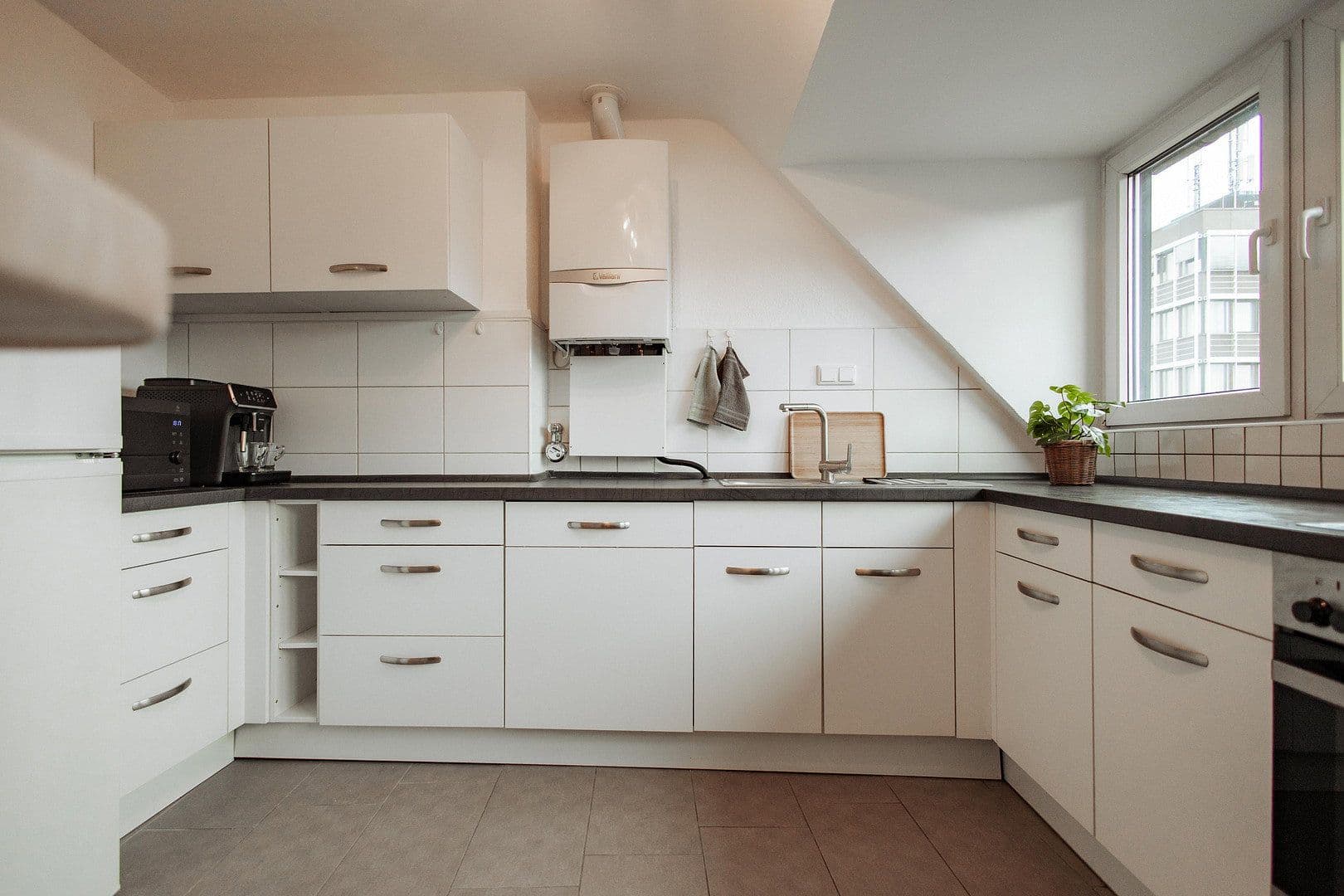 1 bedroom with open-plan kitchen flat to rent, 67 m², Adolf-Flecken Str., Neuss, North Rhine-Westphalia 1 bedroom with open-plan kitchen flat to rent, 67 m², Adolf-Flecken Str., Neuss, North Rhine-Westphalia