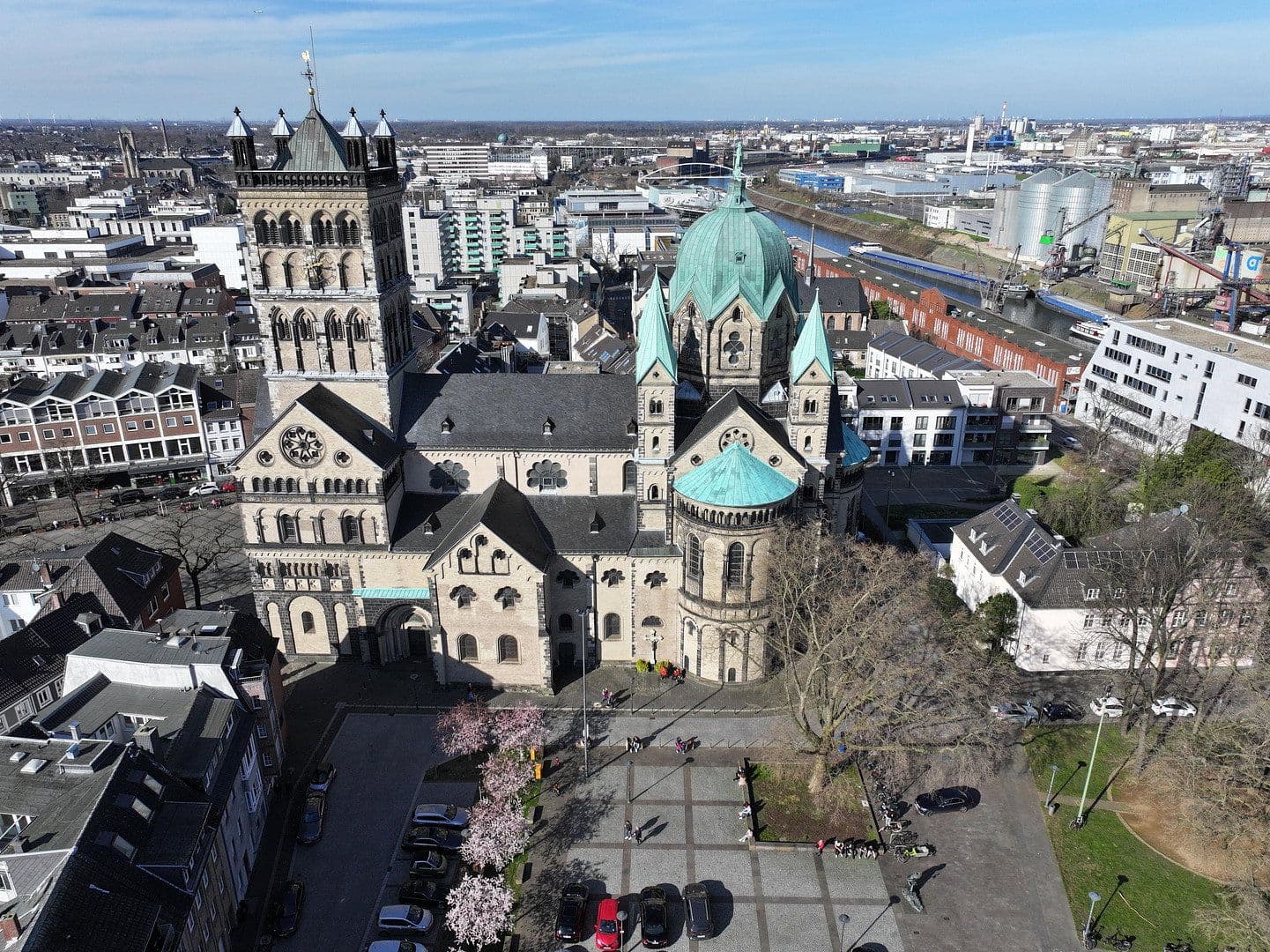 1 bedroom with open-plan kitchen flat to rent, 67 m², Adolf-Flecken Str., Neuss, North Rhine-Westphalia 1 bedroom with open-plan kitchen flat to rent, 67 m², Adolf-Flecken Str., Neuss, North Rhine-Westphalia