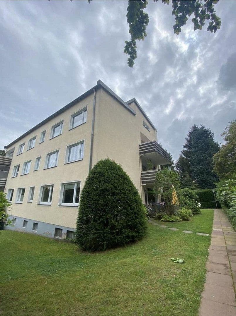 1 bedroom with open-plan kitchen flat to rent, 108 m², Bielefeld, North Rhine-Westphalia 1 bedroom with open-plan kitchen flat to rent, 108 m², Bielefeld, North Rhine-Westphalia