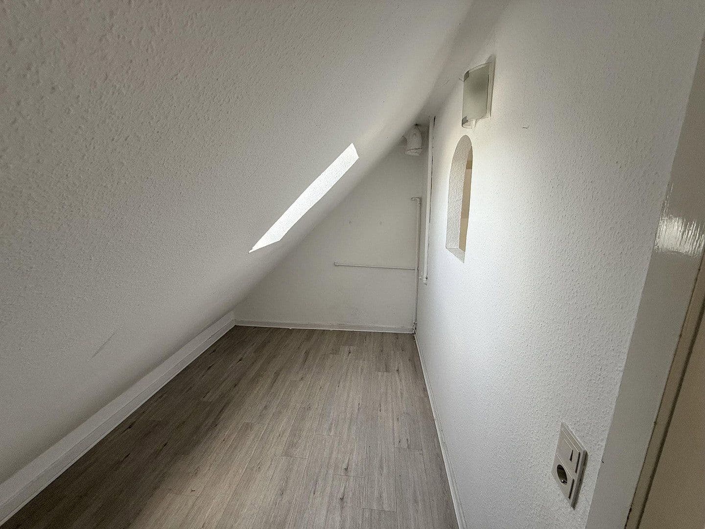 3 bedroom flat to rent, 56 m², Weißenthurm, Rhineland-Palatinate 3 bedroom flat to rent, 56 m², Weißenthurm, Rhineland-Palatinate