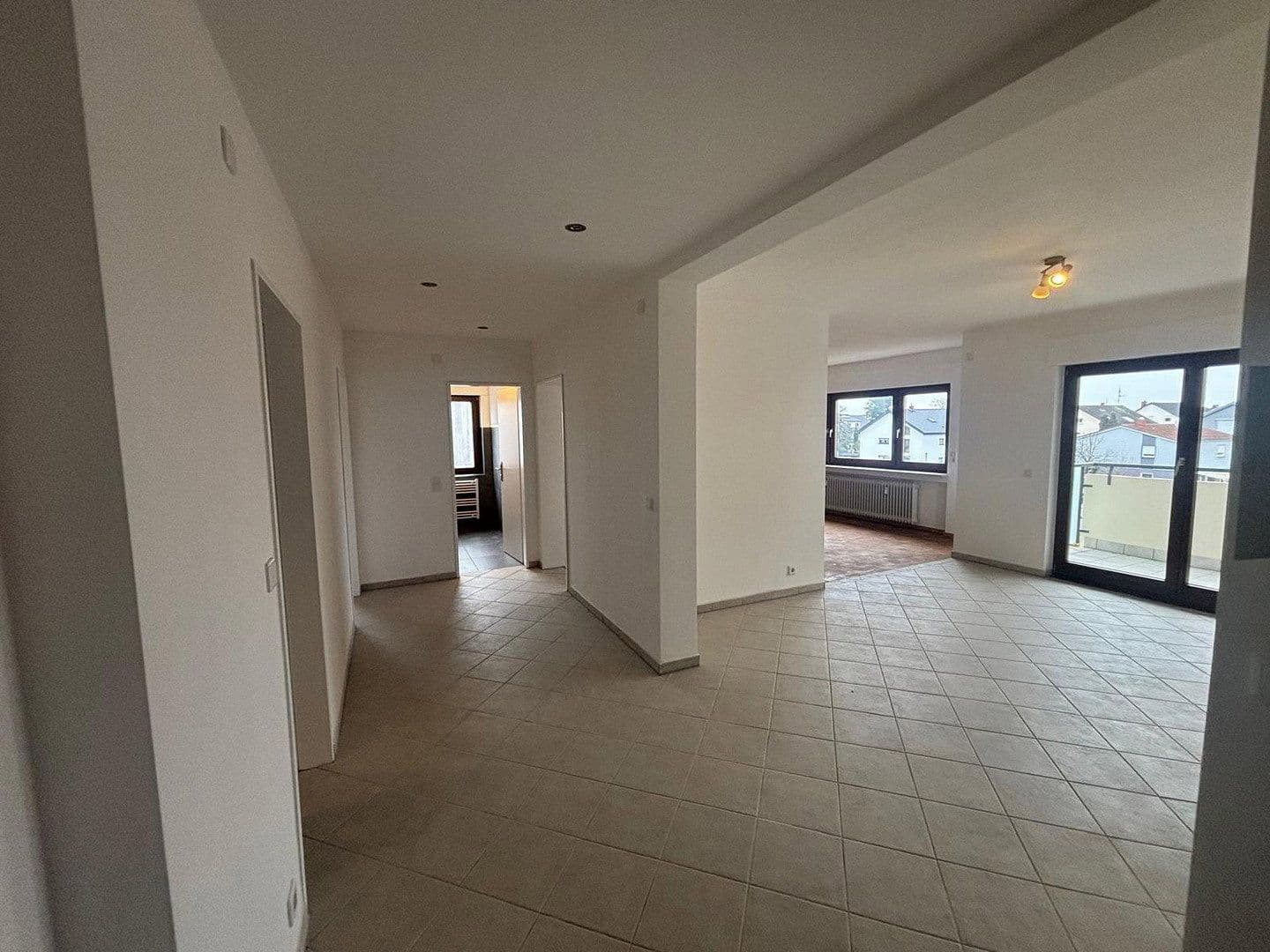 3 bedroom flat to rent, 95 m², Hemsbach, Baden-Württemberg 3 bedroom flat to rent, 95 m², Hemsbach, Baden-Württemberg
