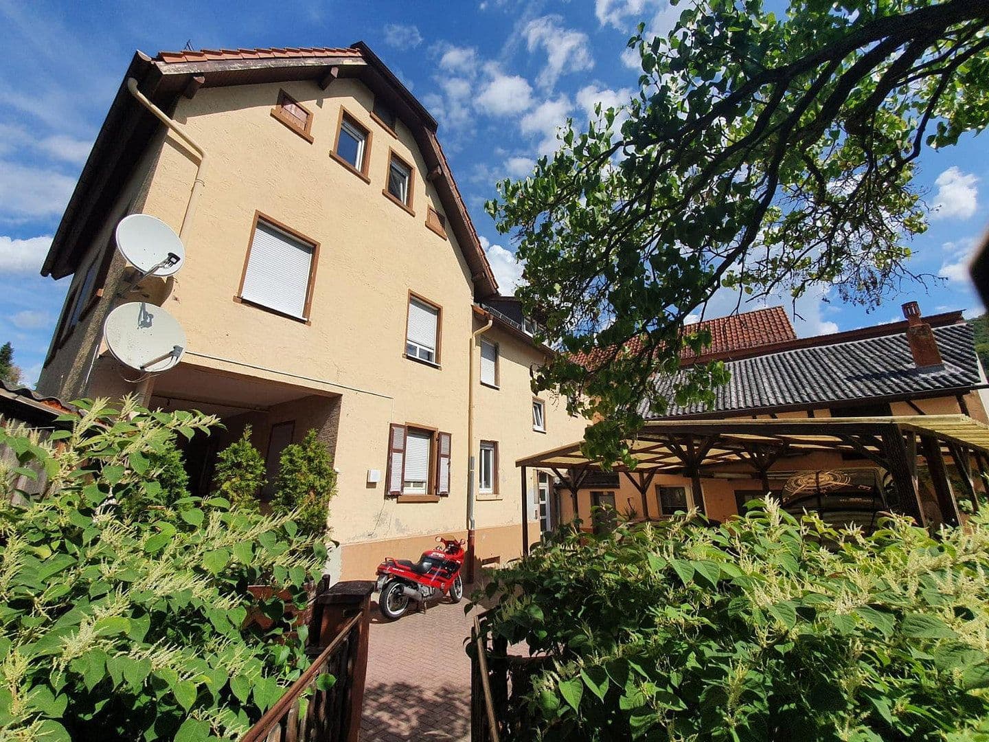 3 bedroom with open-plan kitchen flat to rent, 101 m², Nibelungenstraße 67, Lautertal (Odenwald), Hesse 3 bedroom with open-plan kitchen flat to rent, 101 m², Nibelungenstraße 67, Lautertal (Odenwald), Hesse
