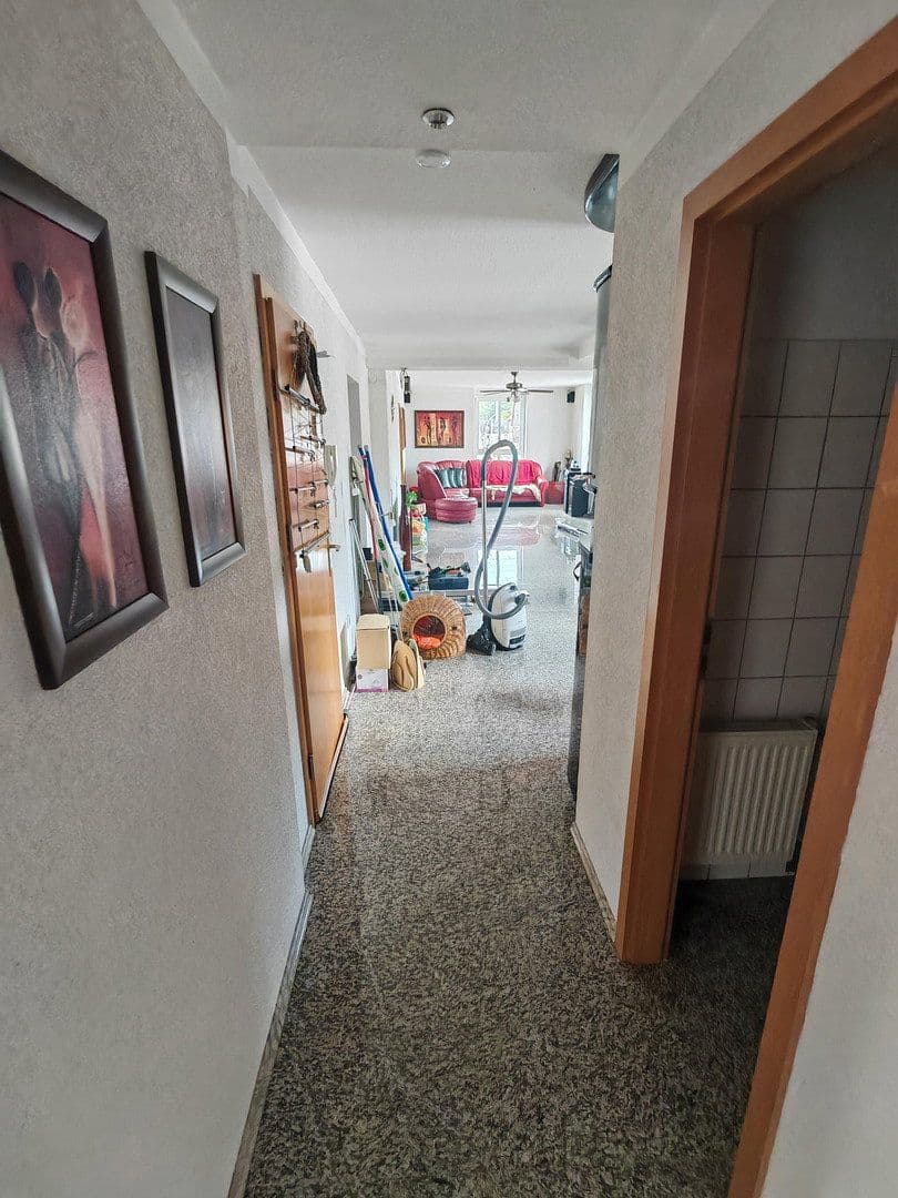 3 bedroom with open-plan kitchen flat to rent, 101 m², Nibelungenstraße 67, Lautertal (Odenwald), Hesse 3 bedroom with open-plan kitchen flat to rent, 101 m², Nibelungenstraße 67, Lautertal (Odenwald), Hesse