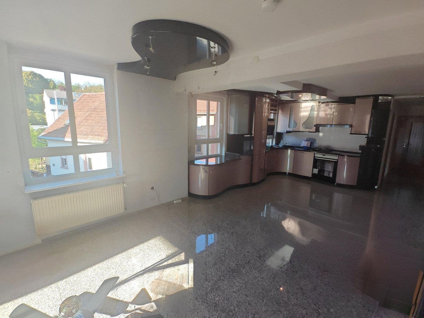 3 bedroom with open-plan kitchen flat to rent, 101 m², Nibelungenstraße 67, Lautertal (Odenwald), Hesse 3 bedroom with open-plan kitchen flat to rent, 101 m², Nibelungenstraße 67, Lautertal (Odenwald), Hesse