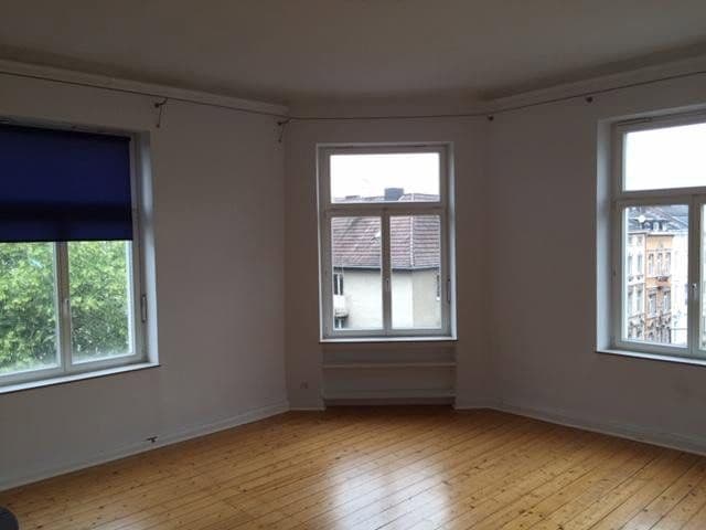 3 bedroom with open-plan kitchen flat to rent, 140 m², Bismarckstr. 94, Aachen, North Rhine-Westphalia 3 bedroom with open-plan kitchen flat to rent, 140 m², Bismarckstr. 94, Aachen, North Rhine-Westphalia