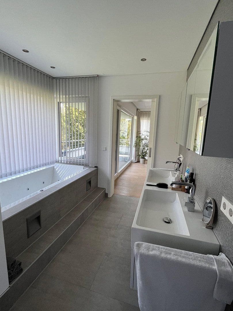 house for sale, 227 m², Dormagen, North Rhine-Westphalia house for sale, 227 m², Dormagen, North Rhine-Westphalia