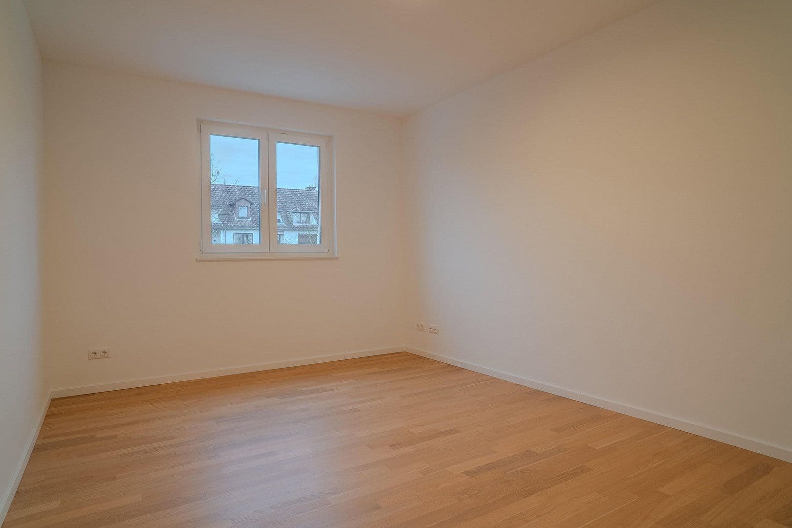 4 bedroom flat to rent, 145 m², Frankfurt am Main, Hesse 4 bedroom flat to rent, 145 m², Frankfurt am Main, Hesse