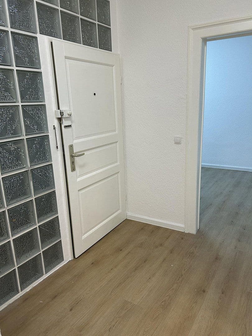 4 bedroom flat for sale, 93 m², Rheinfeldstraße 67, Ludwigshafen, Rhineland-Palatinate 4 bedroom flat for sale, 93 m², Rheinfeldstraße 67, Ludwigshafen, Rhineland-Palatinate