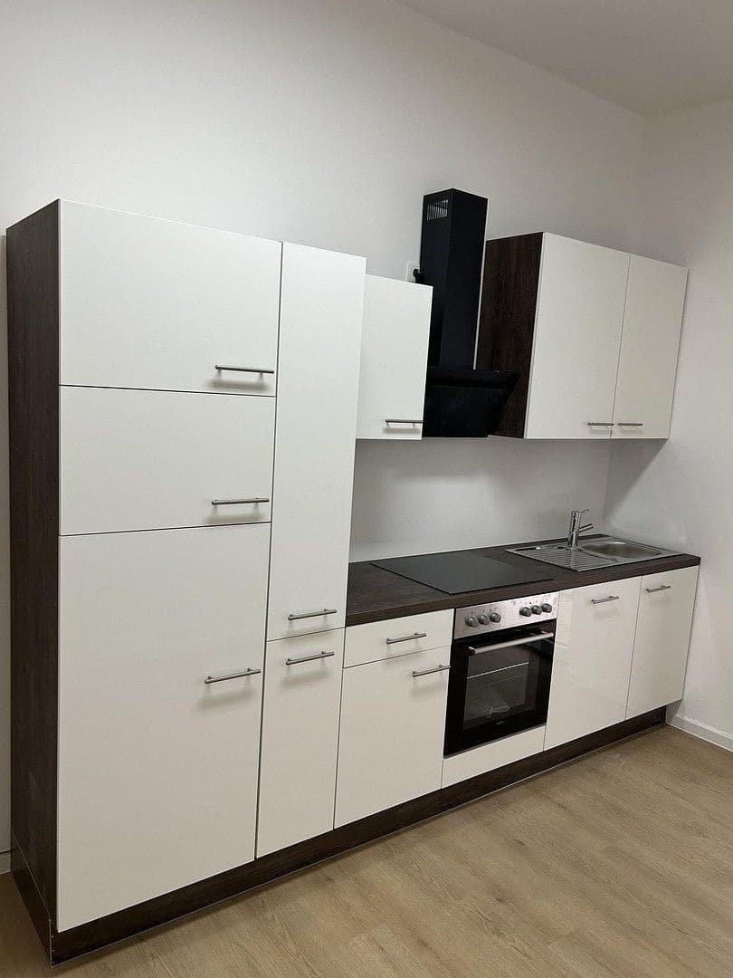 4 bedroom flat for sale, 93 m², Rheinfeldstraße 67, Ludwigshafen, Rhineland-Palatinate 4 bedroom flat for sale, 93 m², Rheinfeldstraße 67, Ludwigshafen, Rhineland-Palatinate