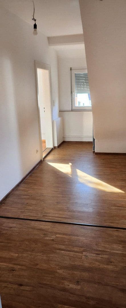 6 bedroom flat to rent, 135 m², Erlangen, Bavaria 6 bedroom flat to rent, 135 m², Erlangen, Bavaria