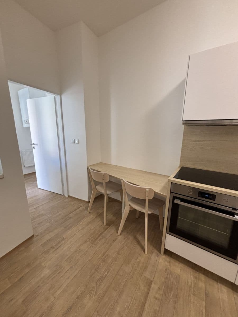 2 bedroom flat to rent, 65 m², Rumiště, Brno, Jihomoravský Region 2 bedroom flat to rent, 65 m², Rumiště, Brno, Jihomoravský Region