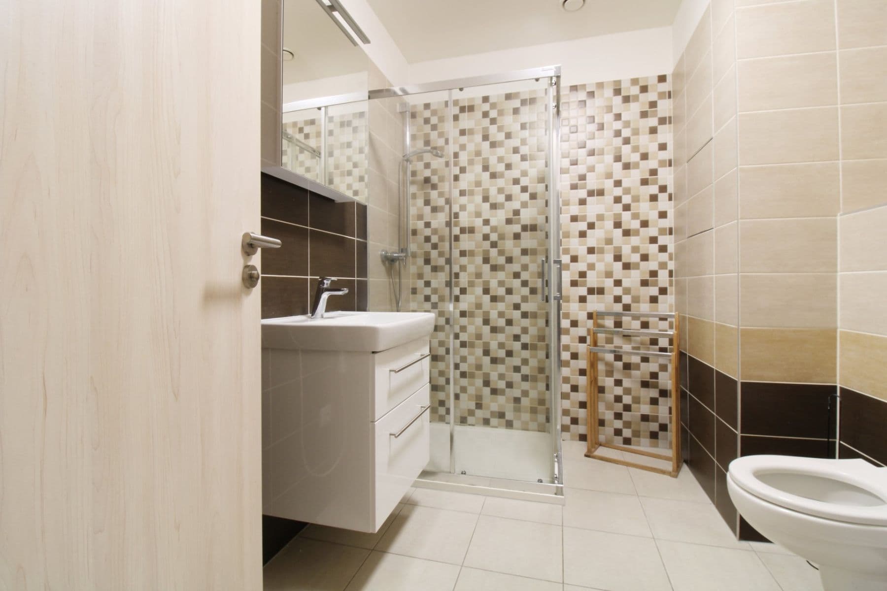 1 bedroom with open-plan kitchen flat to rent, 49 m², Plovární, Plzeň, Plzeňský Region 1 bedroom with open-plan kitchen flat to rent, 49 m², Plovární, Plzeň, Plzeňský Region