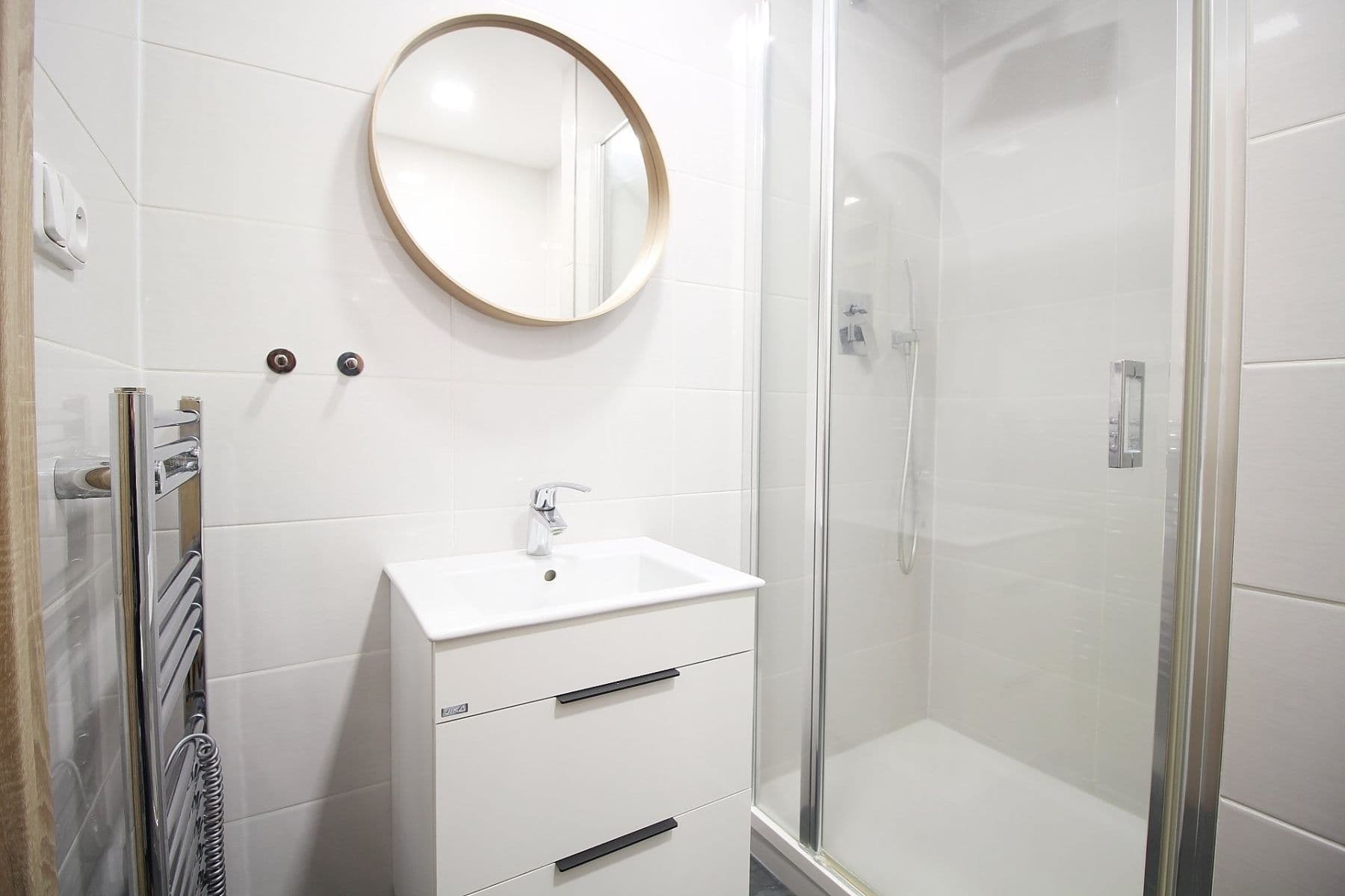 1 bedroom with open-plan kitchen flat to rent, 49 m², Za Parkem, Dobřichovice, Středočeský Region 1 bedroom with open-plan kitchen flat to rent, 49 m², Za Parkem, Dobřichovice, Středočeský Region