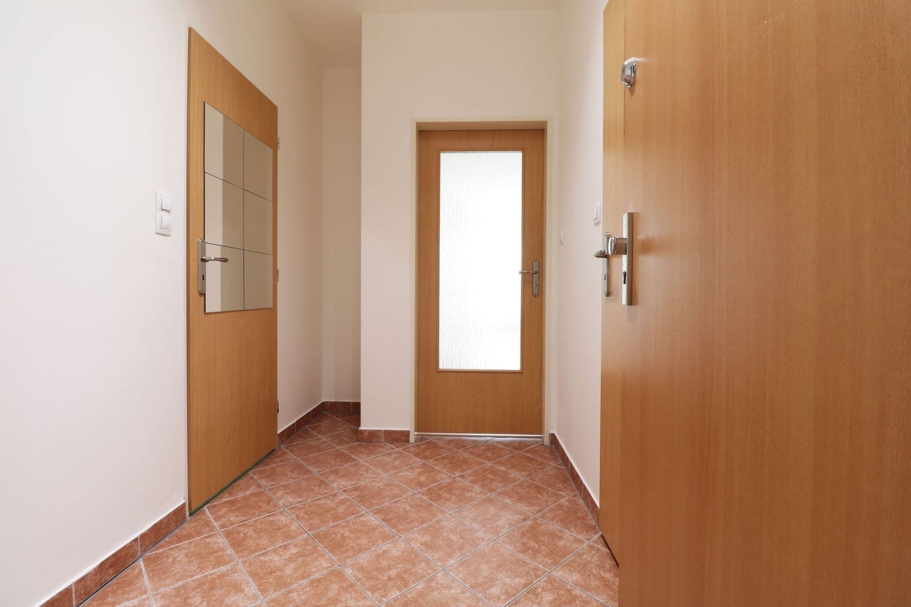 1 bedroom with open-plan kitchen flat to rent, 51 m², Pod Harfou, Prague, Prague 1 bedroom with open-plan kitchen flat to rent, 51 m², Pod Harfou, Prague, Prague