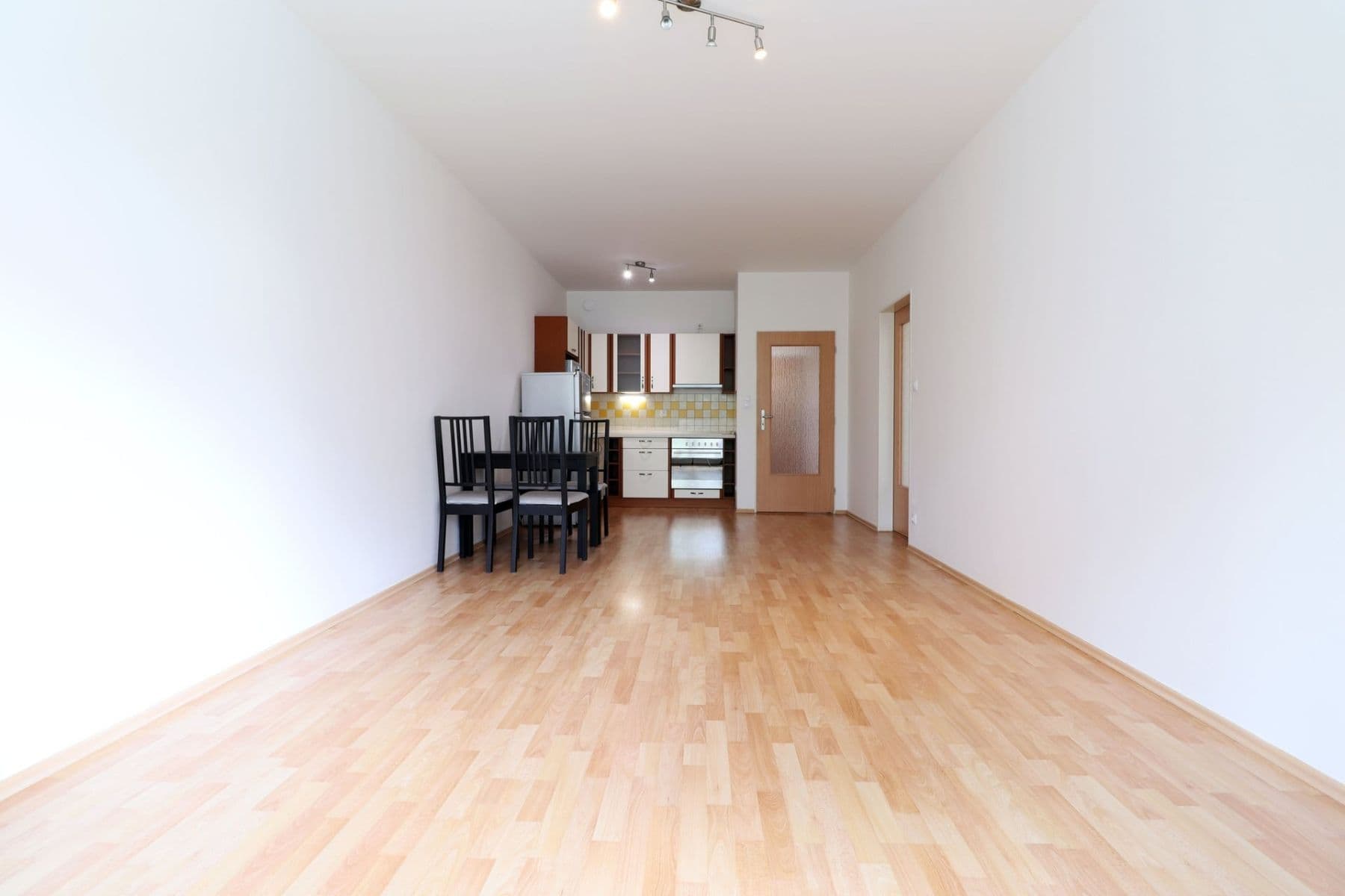 1 bedroom with open-plan kitchen flat to rent, 51 m², Pod Harfou, Prague, Prague 1 bedroom with open-plan kitchen flat to rent, 51 m², Pod Harfou, Prague, Prague