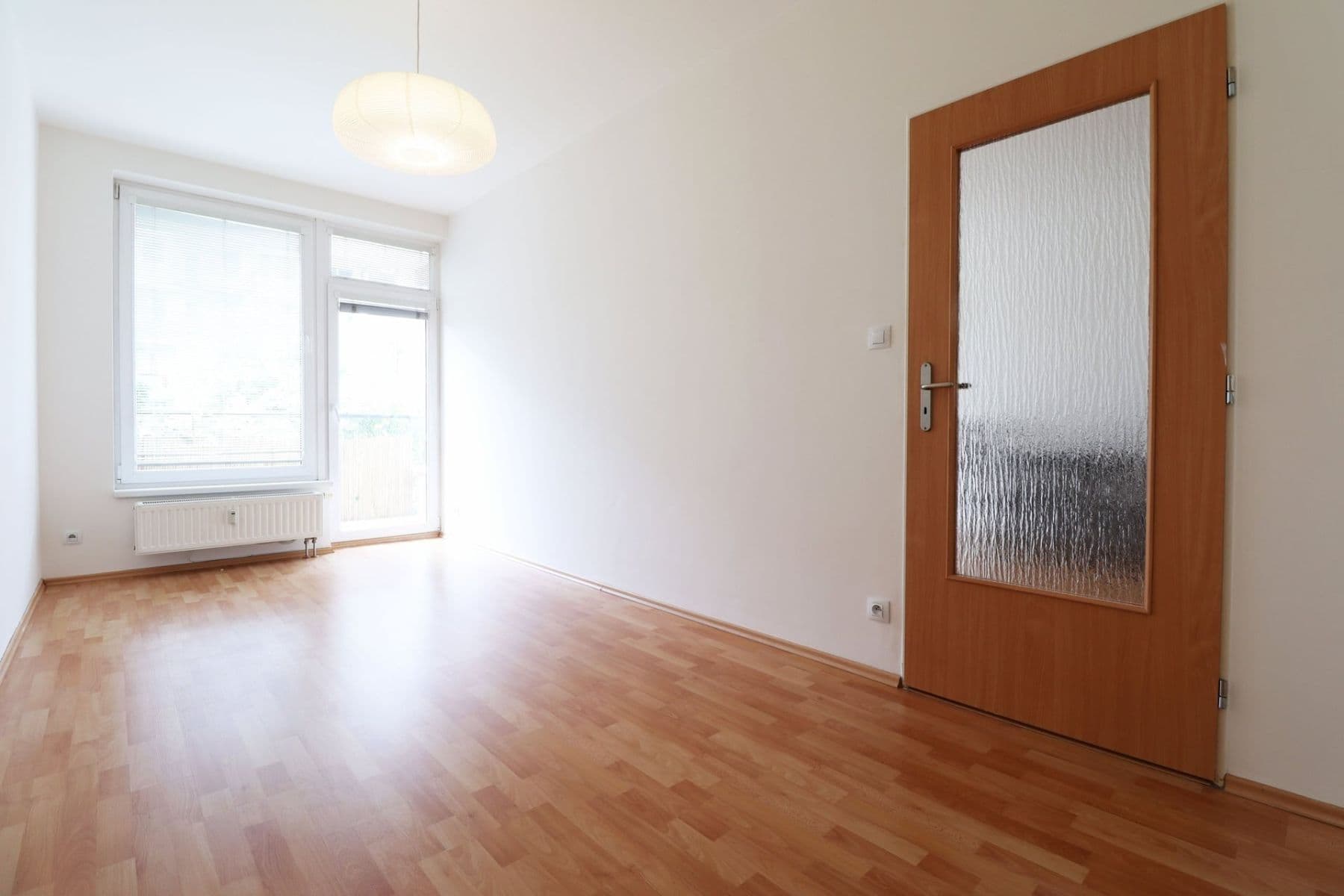 1 bedroom with open-plan kitchen flat to rent, 51 m², Pod Harfou, Prague, Prague 1 bedroom with open-plan kitchen flat to rent, 51 m², Pod Harfou, Prague, Prague