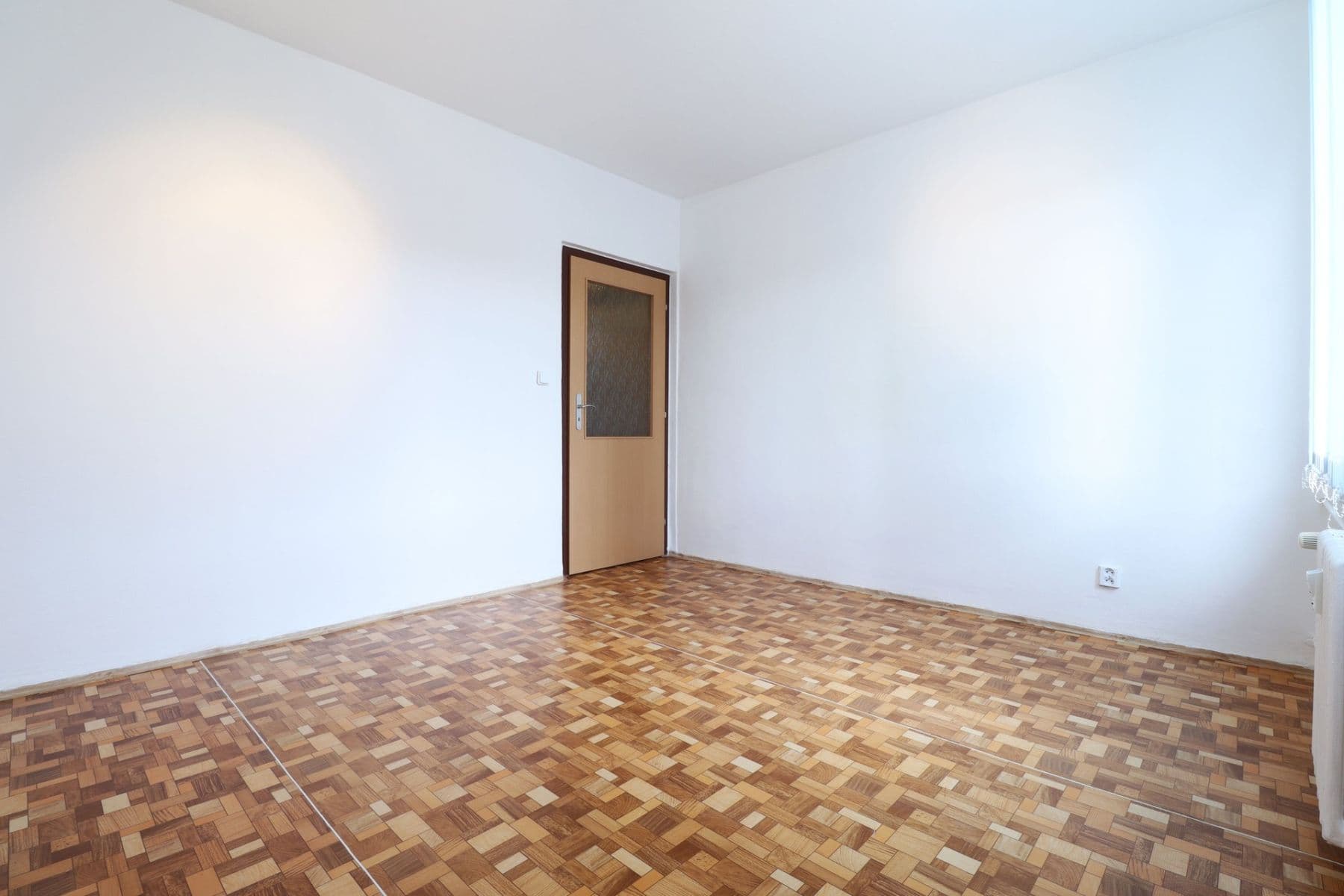 3 bedroom flat to rent, 66 m², Křivoklátská, Prague, Prague 3 bedroom flat to rent, 66 m², Křivoklátská, Prague, Prague