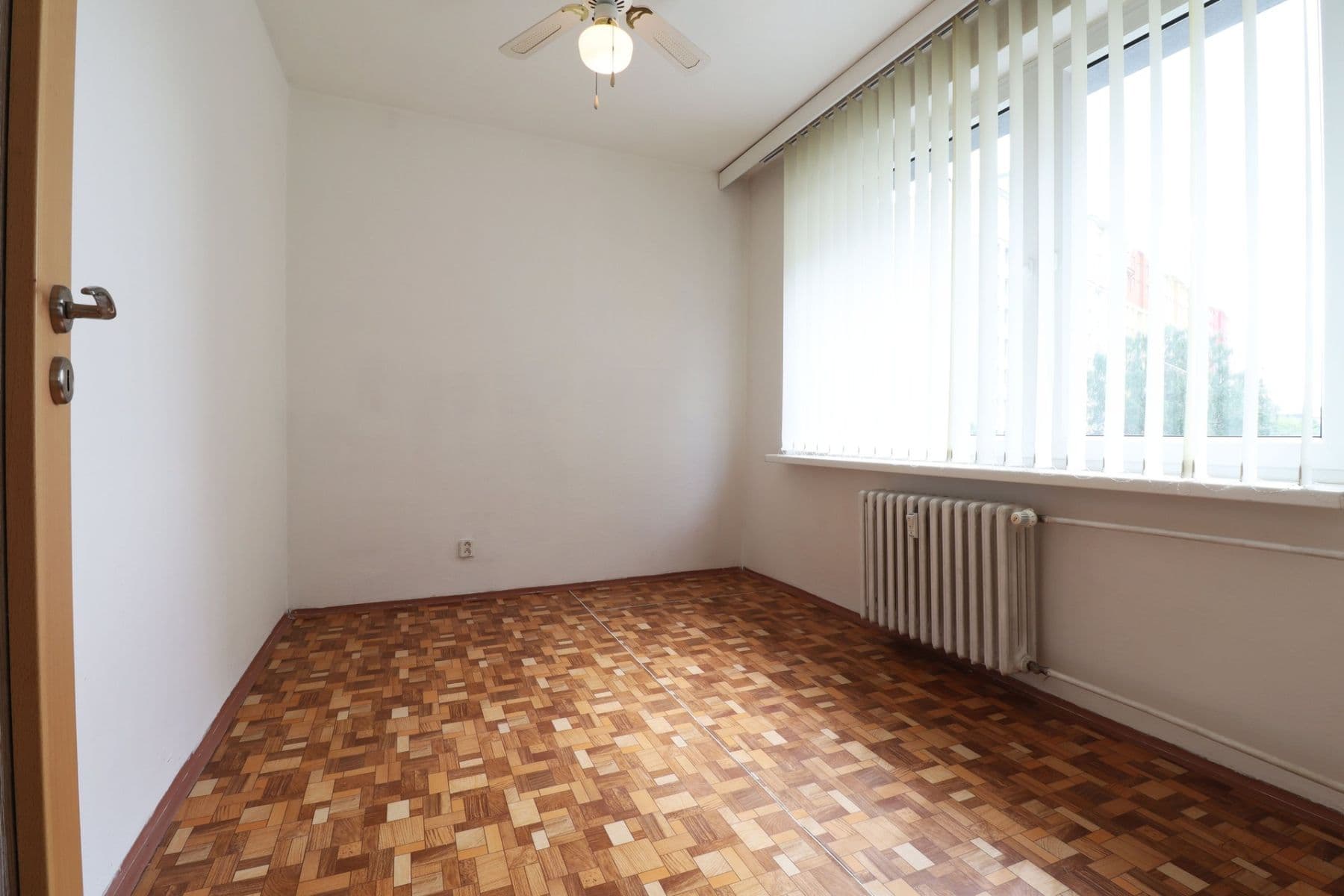 3 bedroom flat to rent, 66 m², Křivoklátská, Prague, Prague 3 bedroom flat to rent, 66 m², Křivoklátská, Prague, Prague