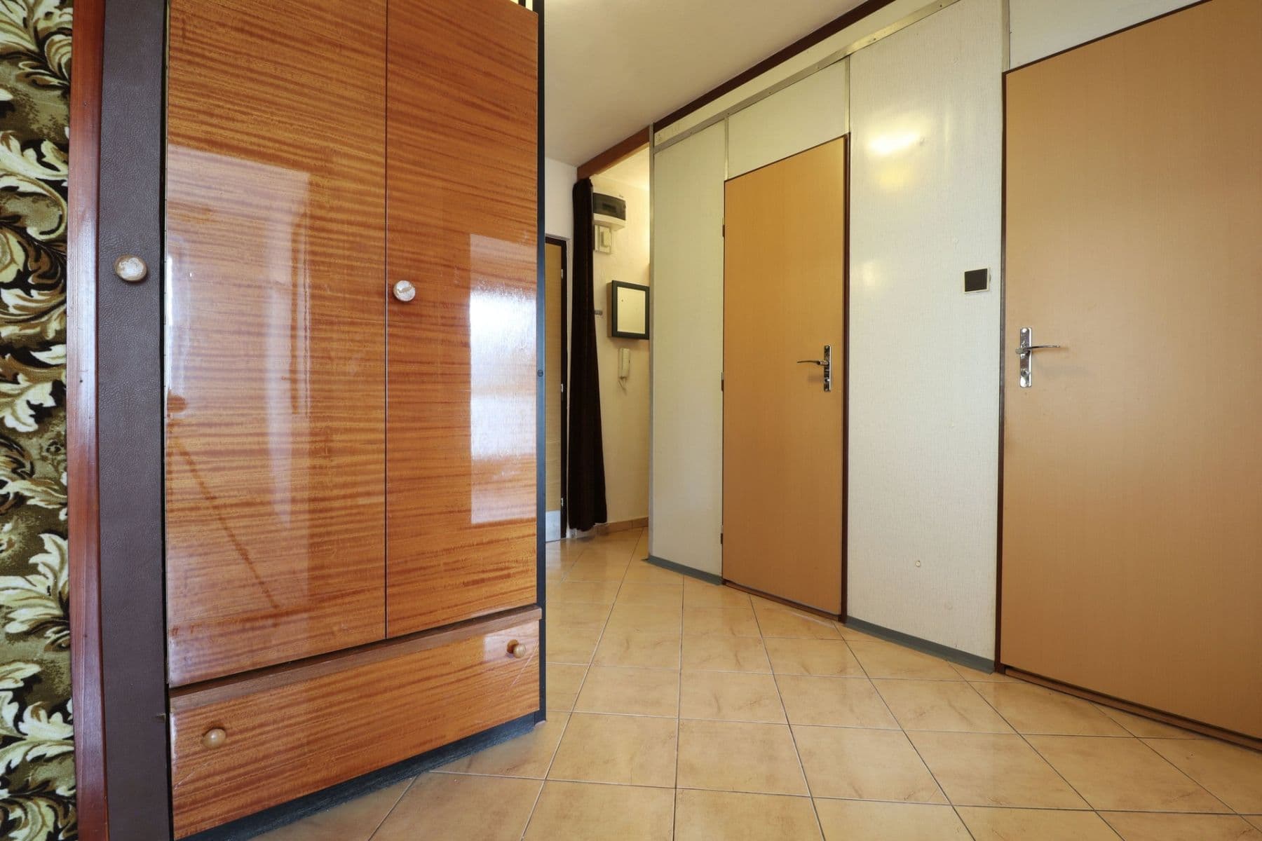 3 bedroom flat to rent, 66 m², Křivoklátská, Prague, Prague 3 bedroom flat to rent, 66 m², Křivoklátská, Prague, Prague