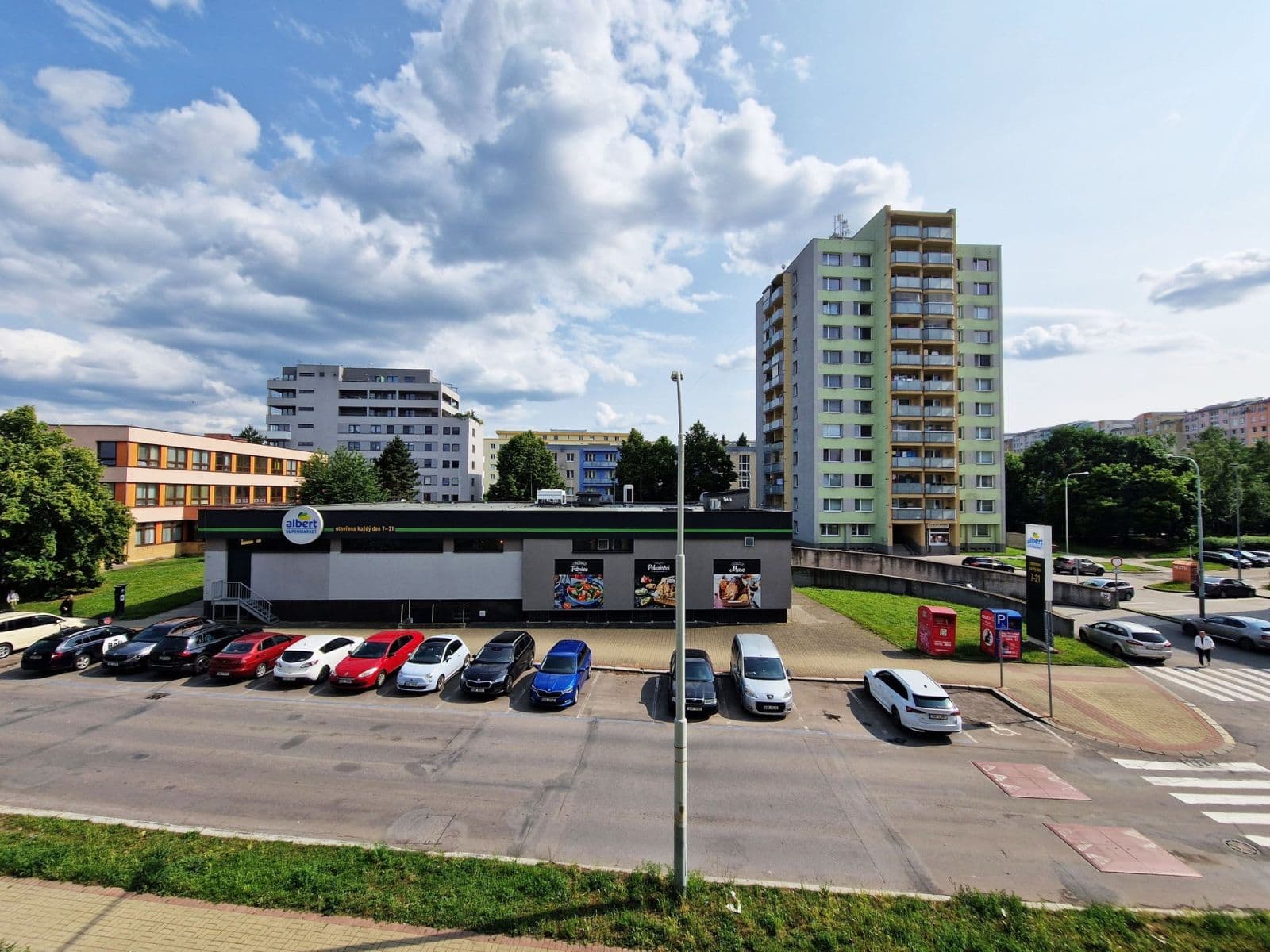 3 bedroom flat to rent, 66 m², Křivoklátská, Prague, Prague 3 bedroom flat to rent, 66 m², Křivoklátská, Prague, Prague