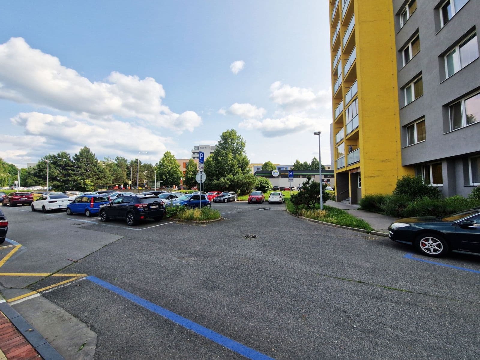 3 bedroom flat to rent, 66 m², Křivoklátská, Prague, Prague 3 bedroom flat to rent, 66 m², Křivoklátská, Prague, Prague